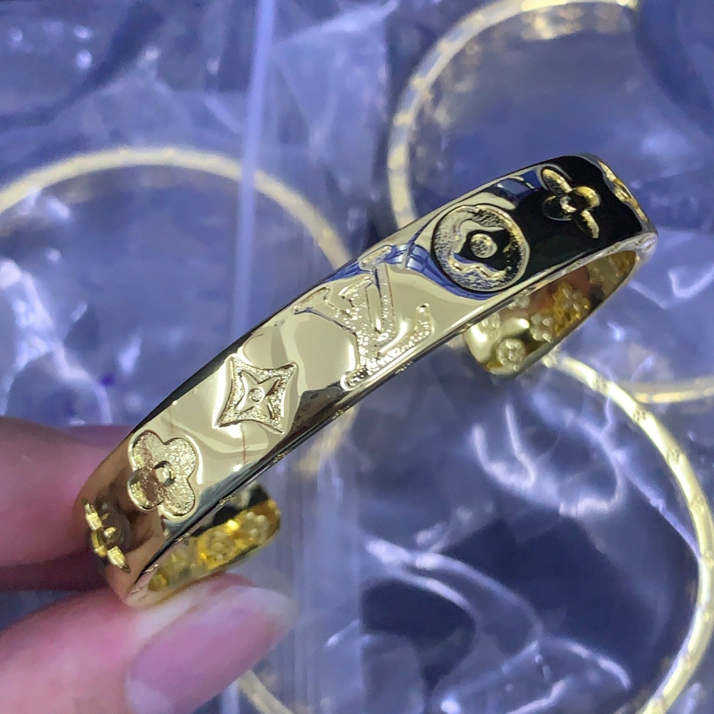 LuxluxHouse Low Price And High Quality Accessories Louis Vuitton