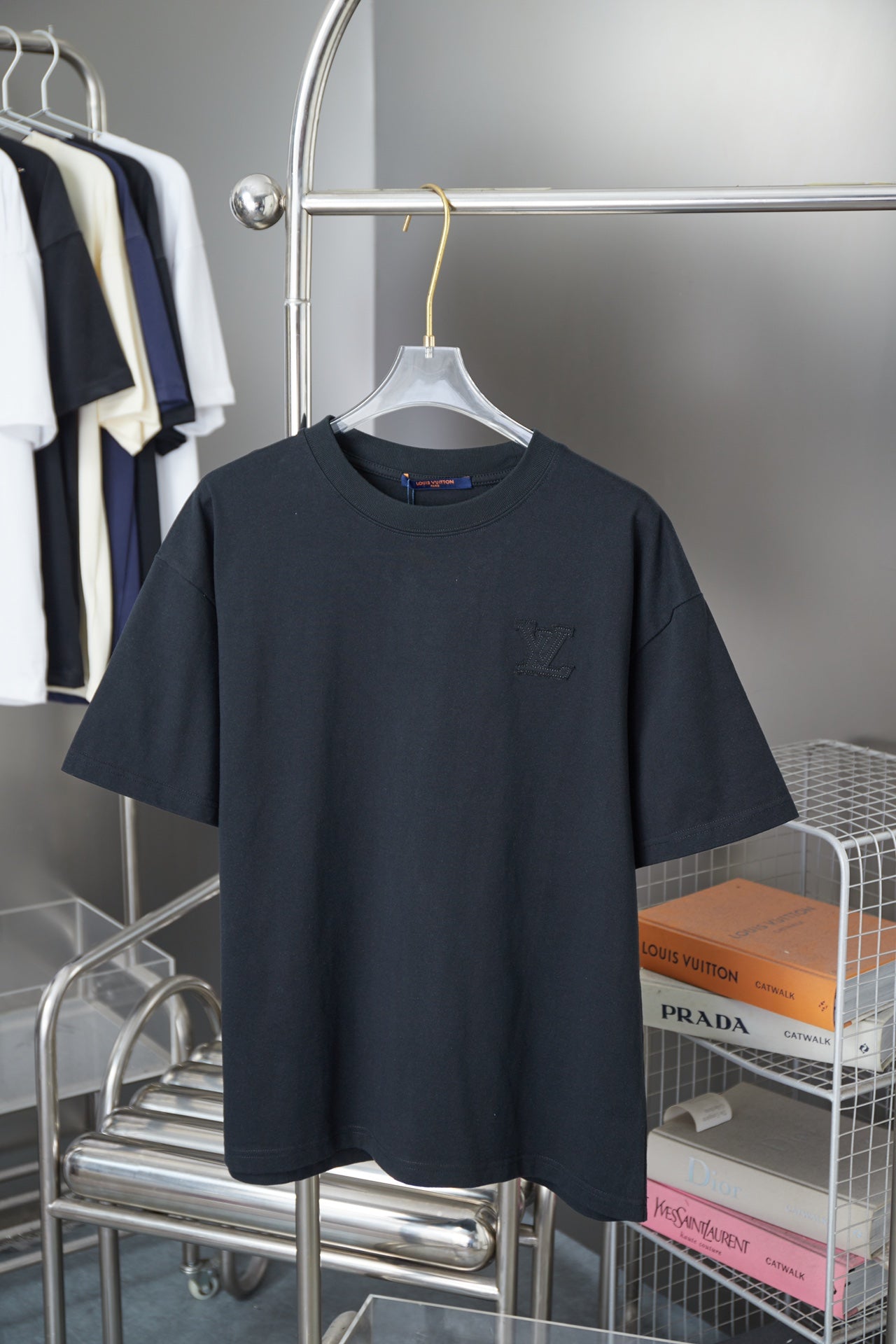 LuxluxHouse Best Quality Clothes T-shirt Louis Vuitton