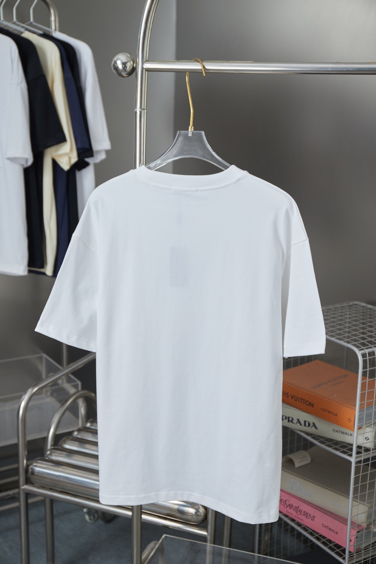 LuxluxHouse Best Quality Clothes T-shirt Prada