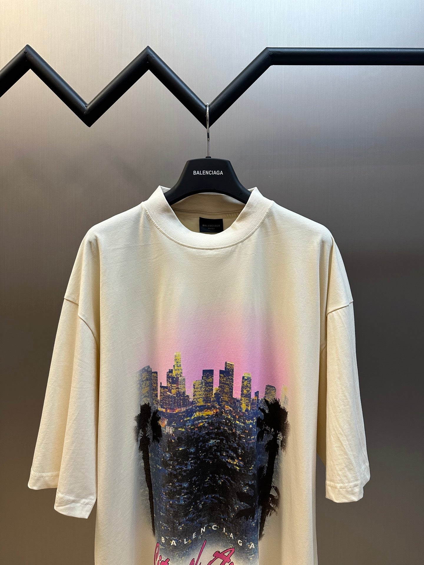 LuxluxHouse Best Quality Clothes Balenciaga T-shirt