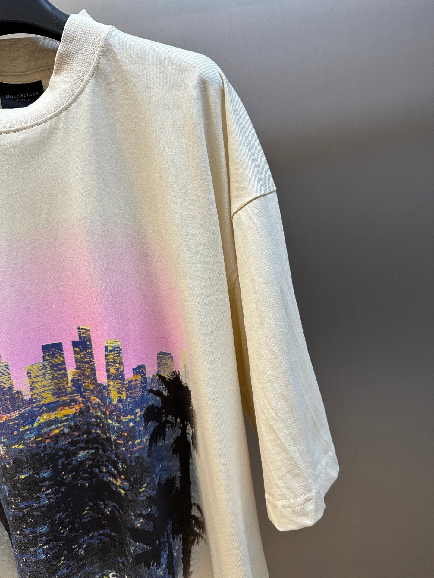 LuxluxHouse Best Quality Clothes Balenciaga T-shirt