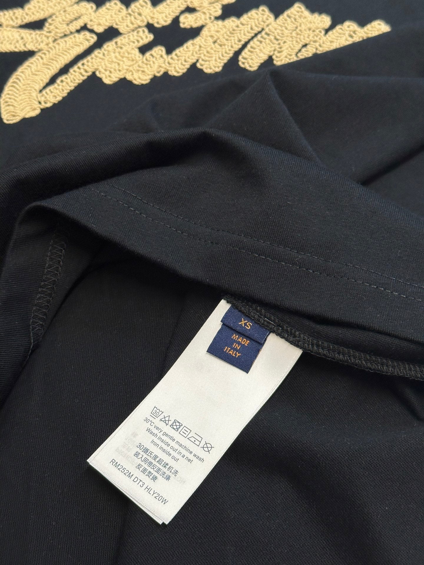 LuxluxHouse Best Quality Clothes T-shirt Louis Vuitton