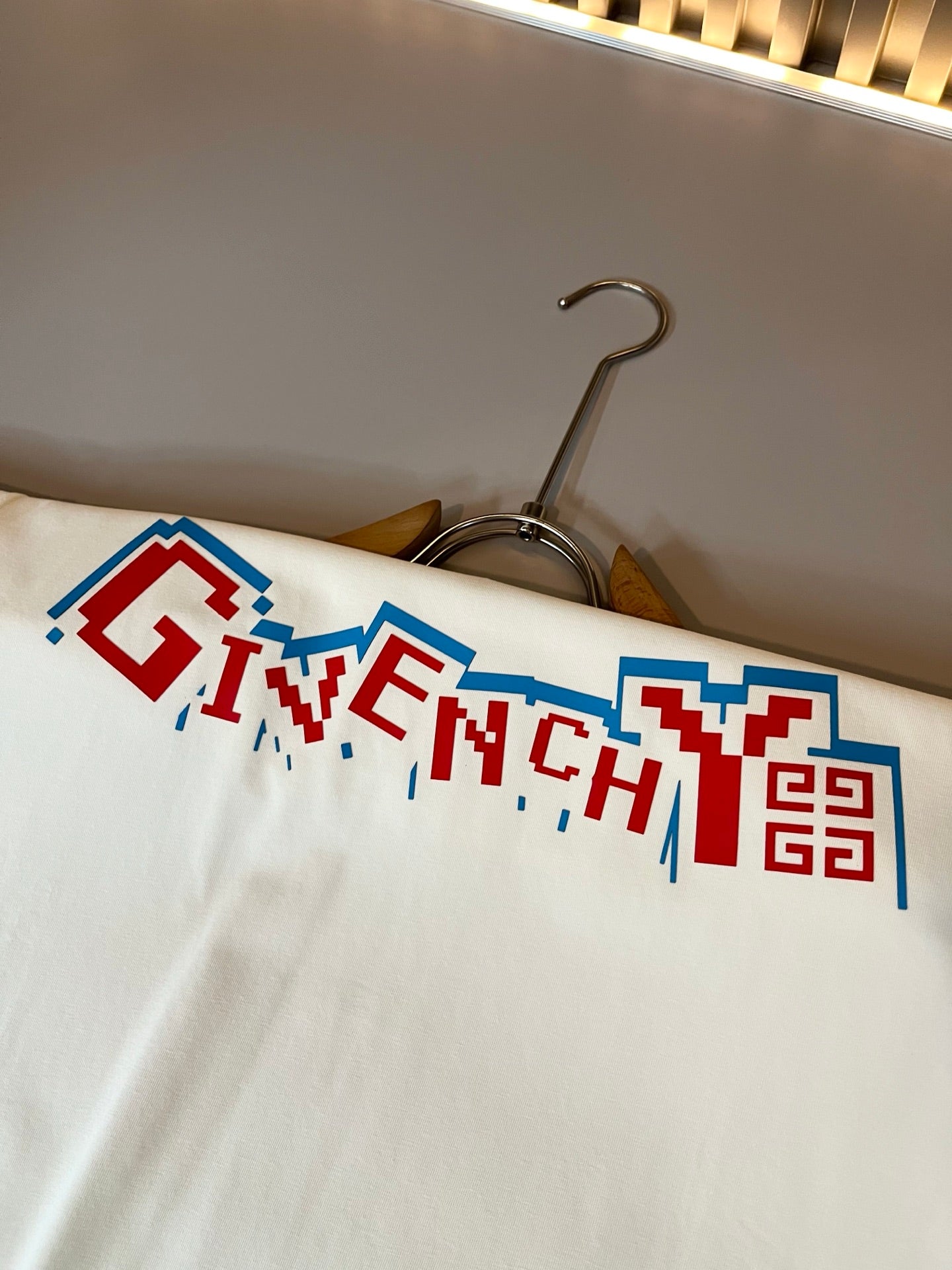 LuxluxHouse Best Quality Clothes Givenchy T-shirt