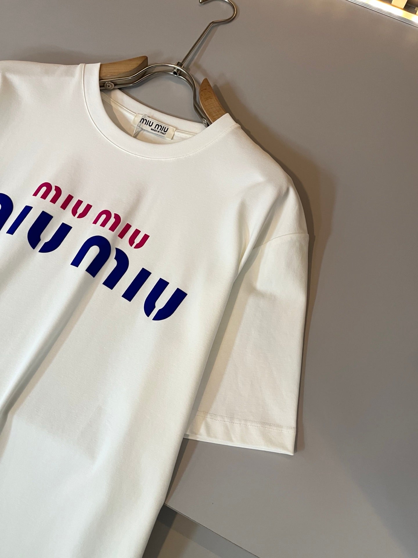 LuxluxHouse Best Quality Clothes Miu Miu T-shirt