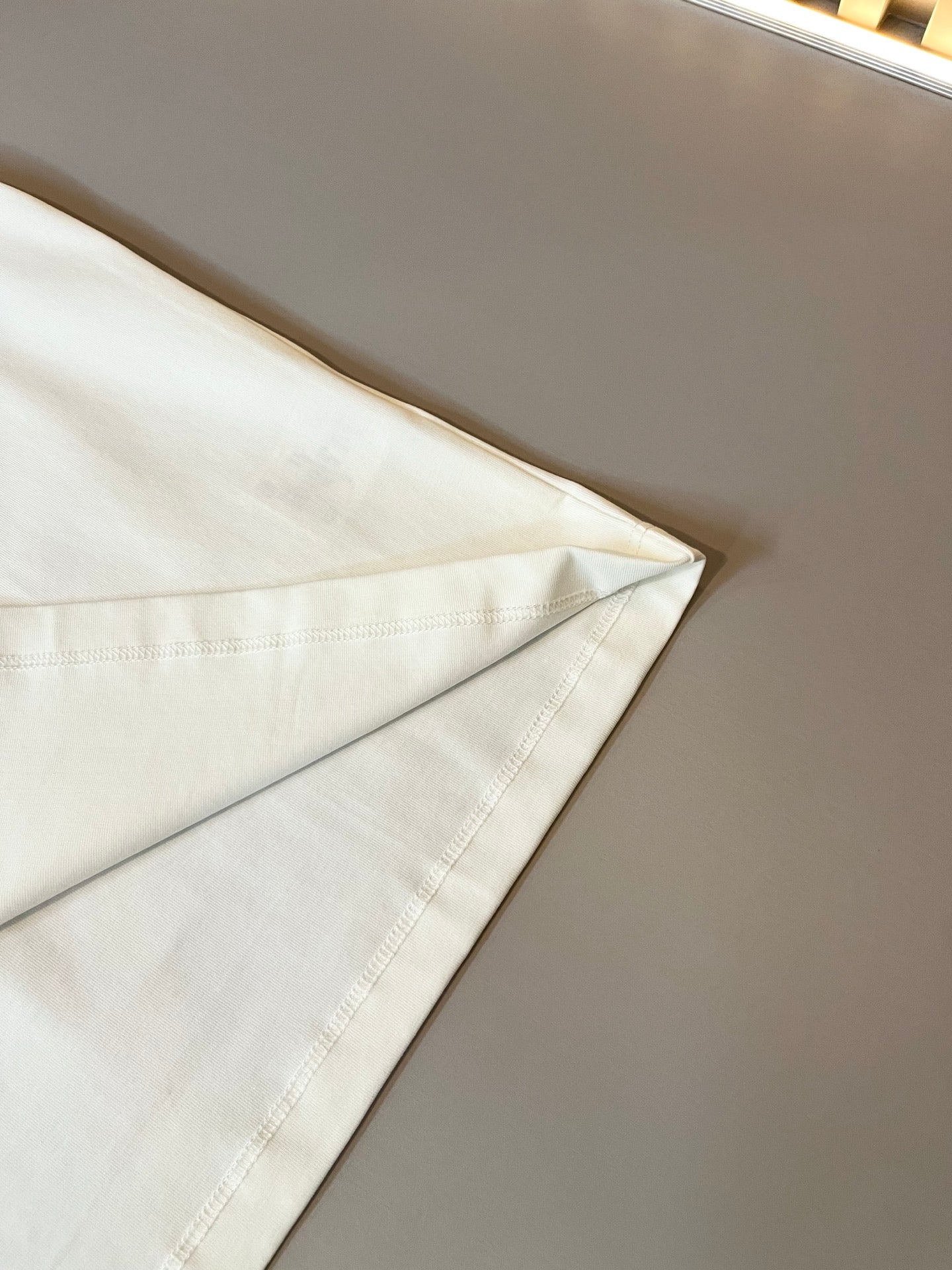 LuxluxHouse Best Quality Clothes Valentino T-shirt