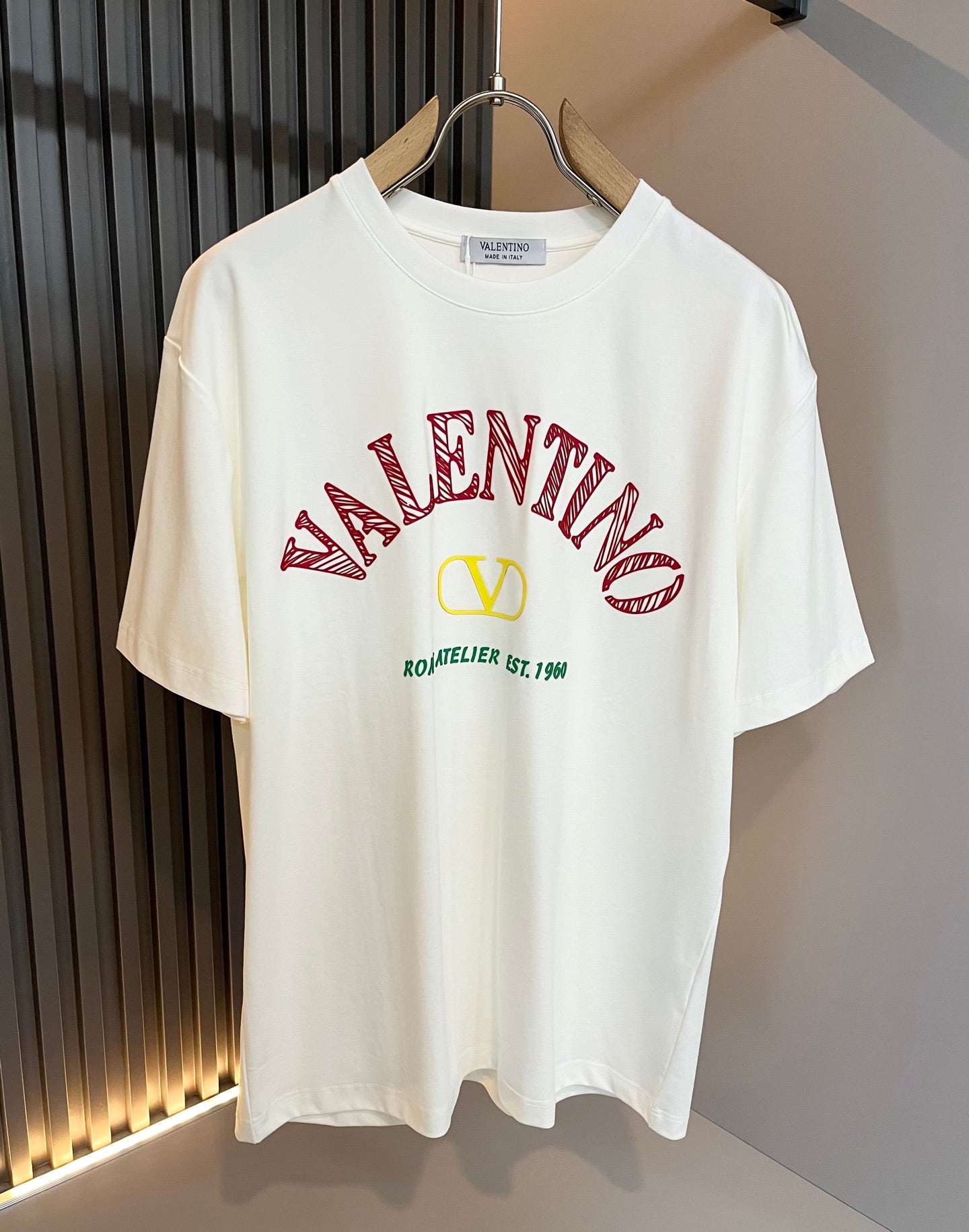 LuxluxHouse Best Quality Clothes Valentino T-shirt