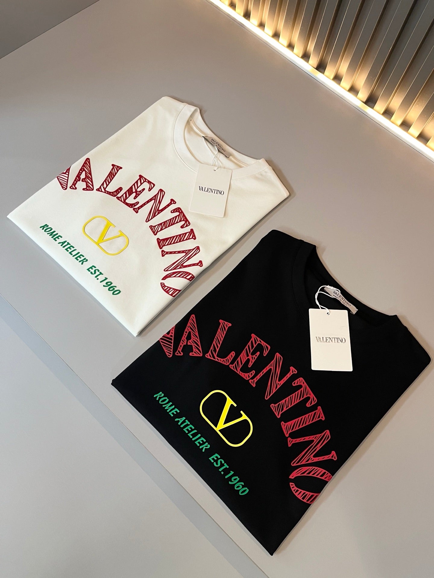 LuxluxHouse Best Quality Clothes Valentino T-shirt