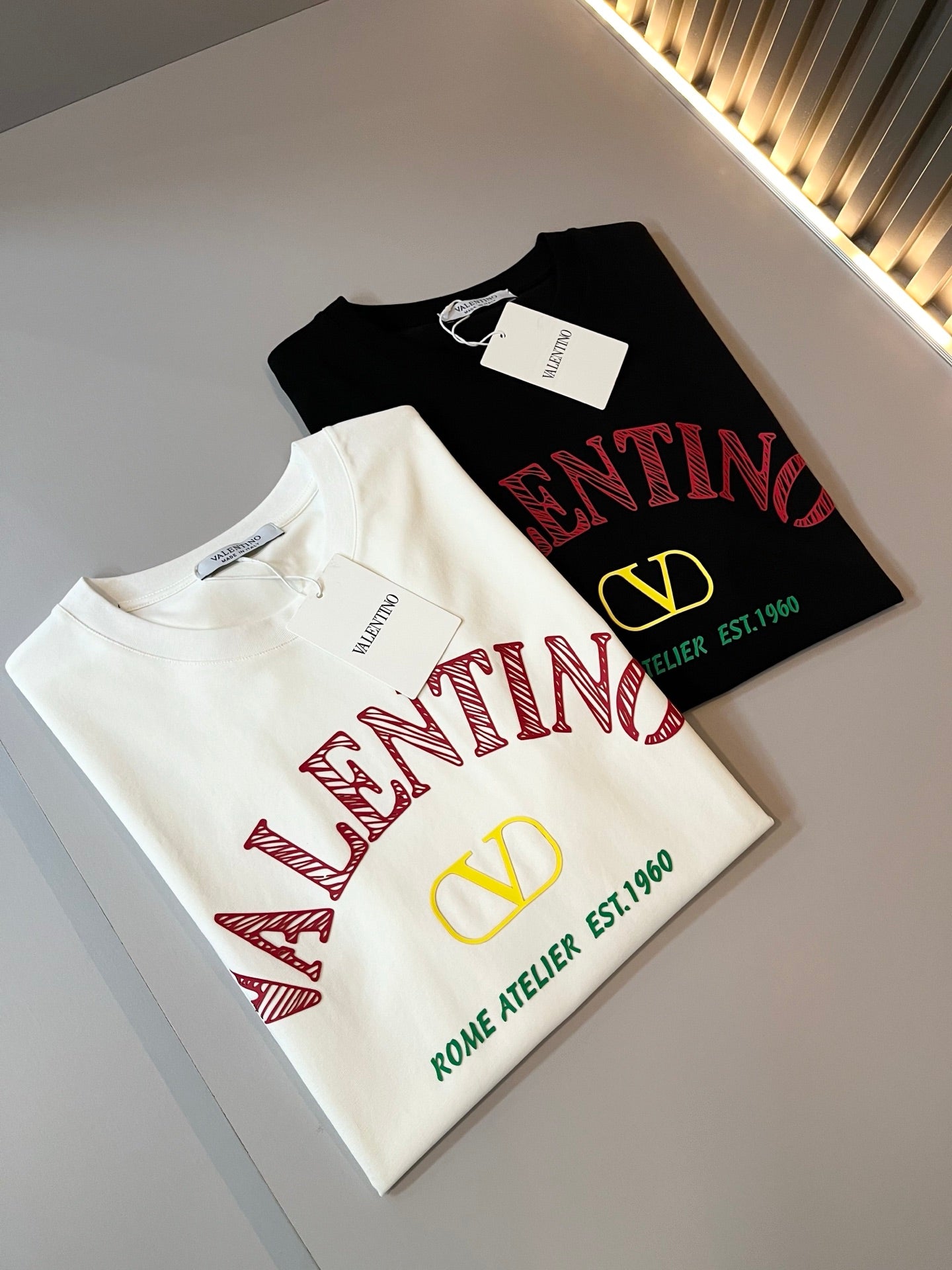 LuxluxHouse Best Quality Clothes Valentino T-shirt