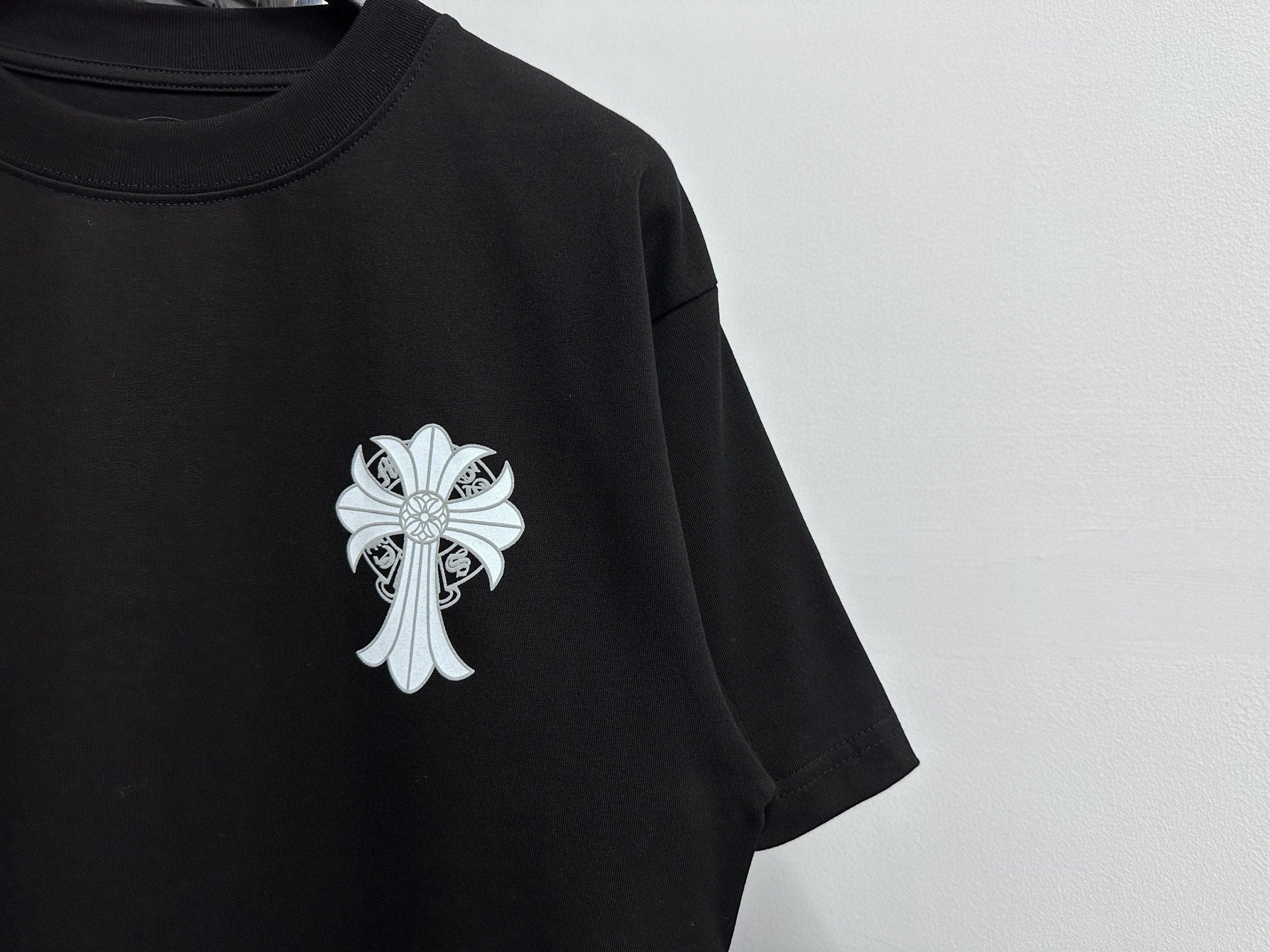 LuxluxHouse Best Quality Clothes Chrome Hearts T-shirt