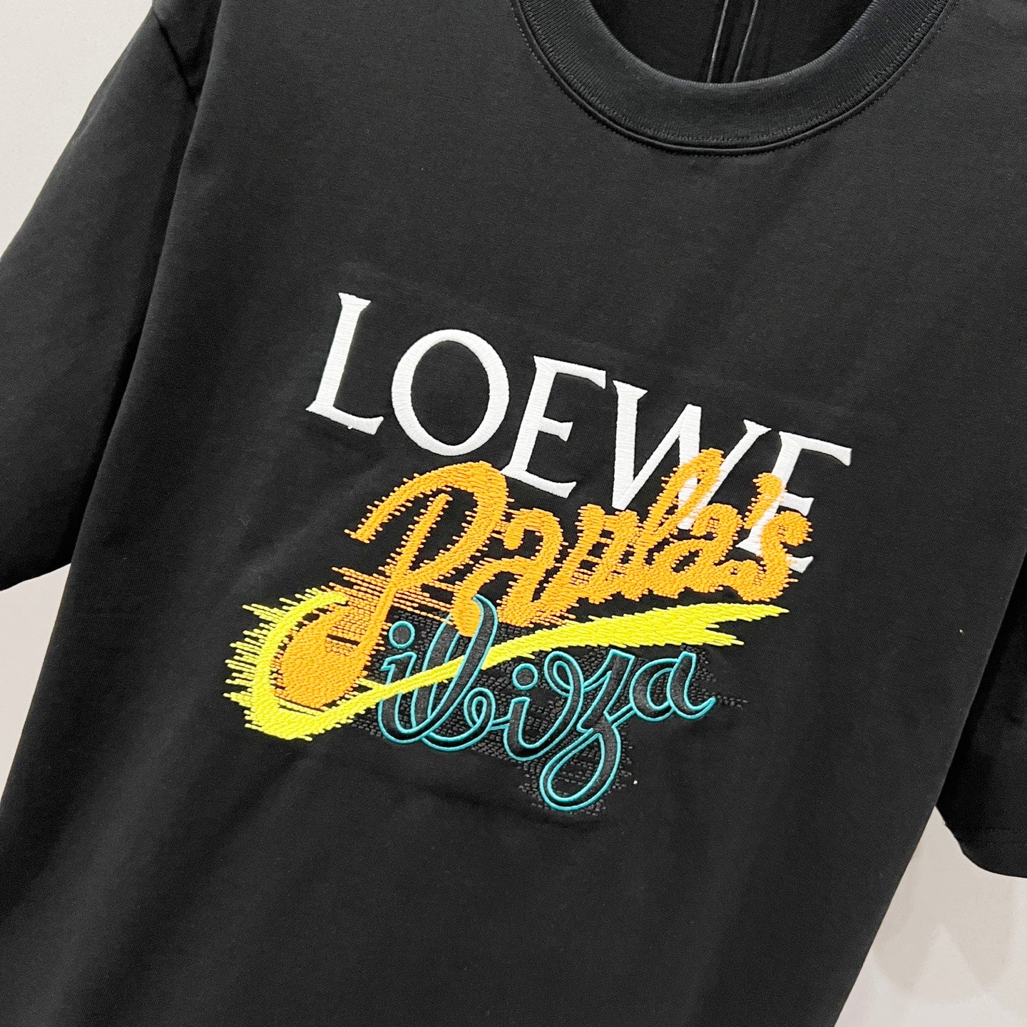LuxluxHouse Best Quality Clothes T-shirt Loewe