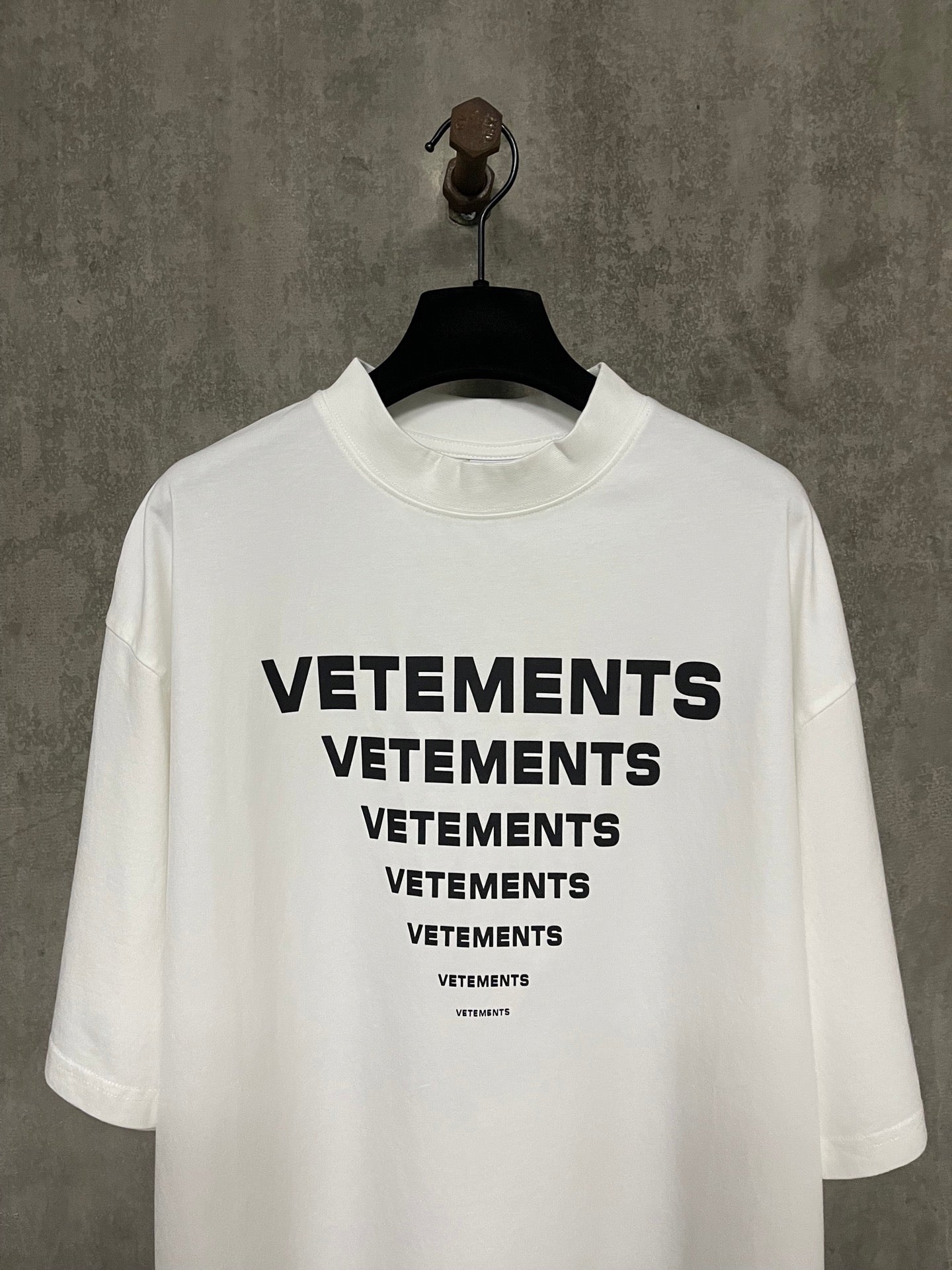 LuxluxHouse Best Quality Clothes T-shirt