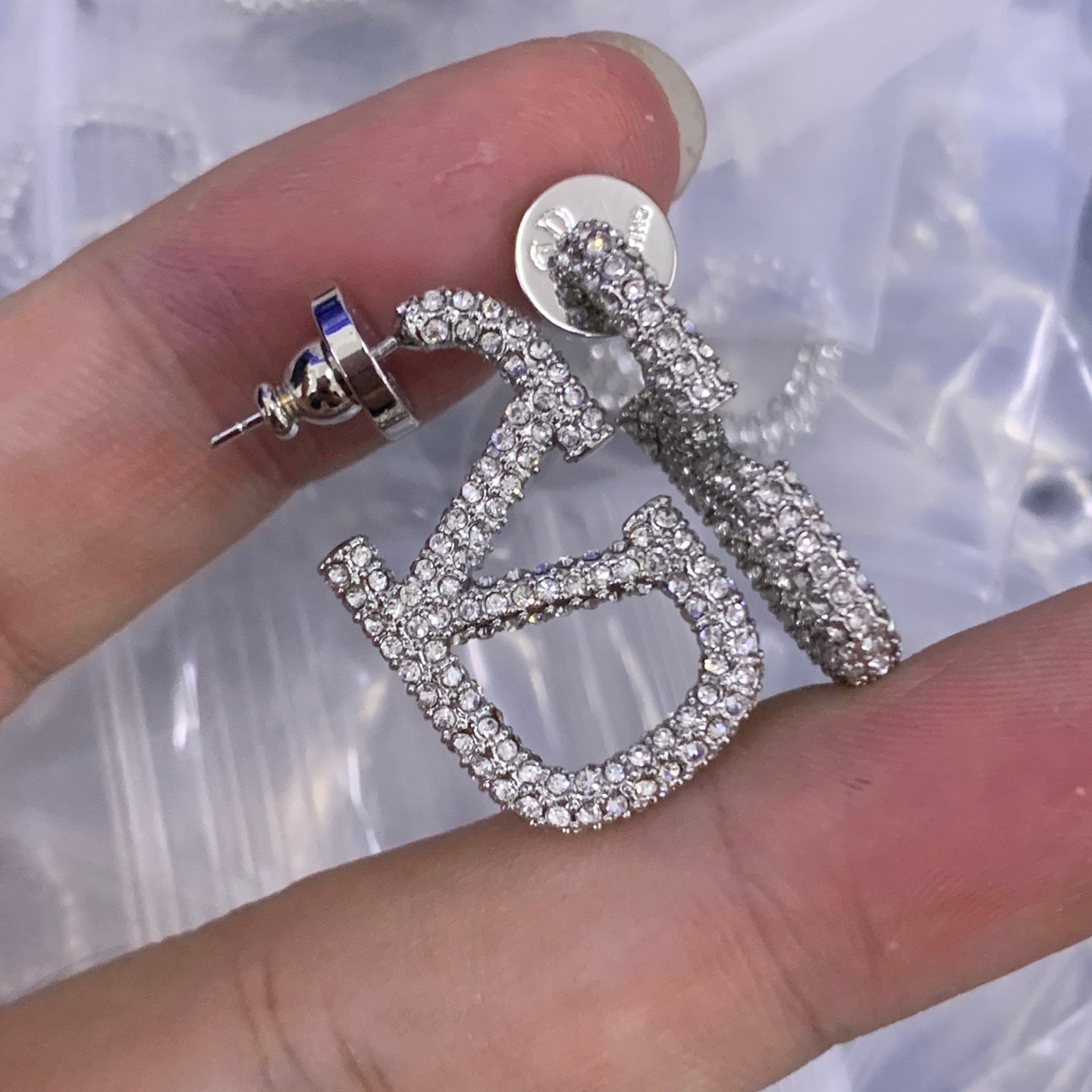 LuxluxHouse Low Price And High Quality Accessories Valentino