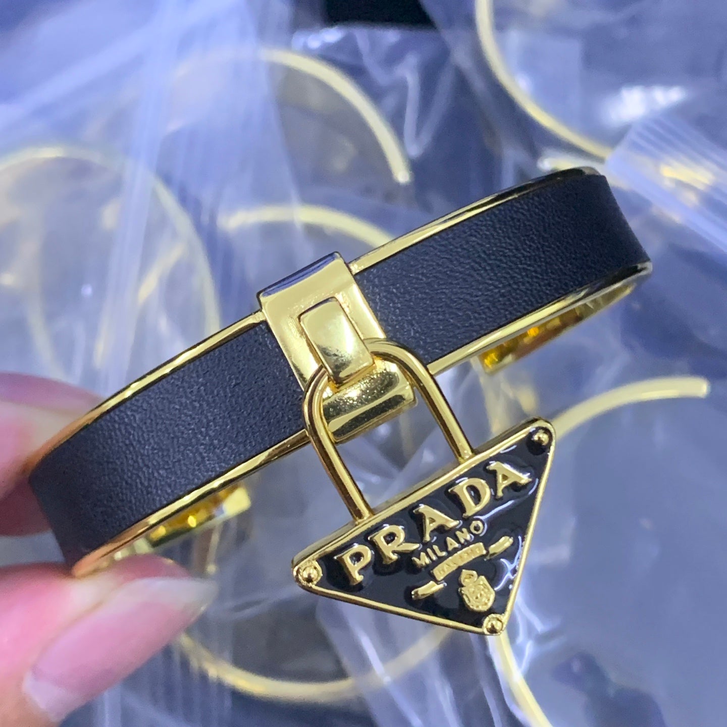 LuxluxHouse Low Price And High Quality Accessories Prada