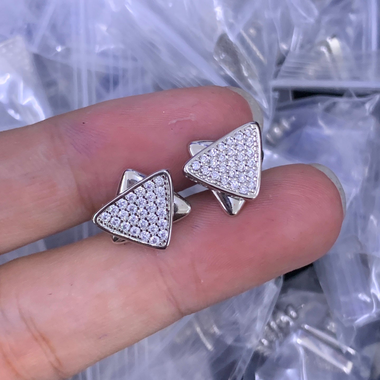 LuxluxHouse Low Price And High Quality Accessories Prada