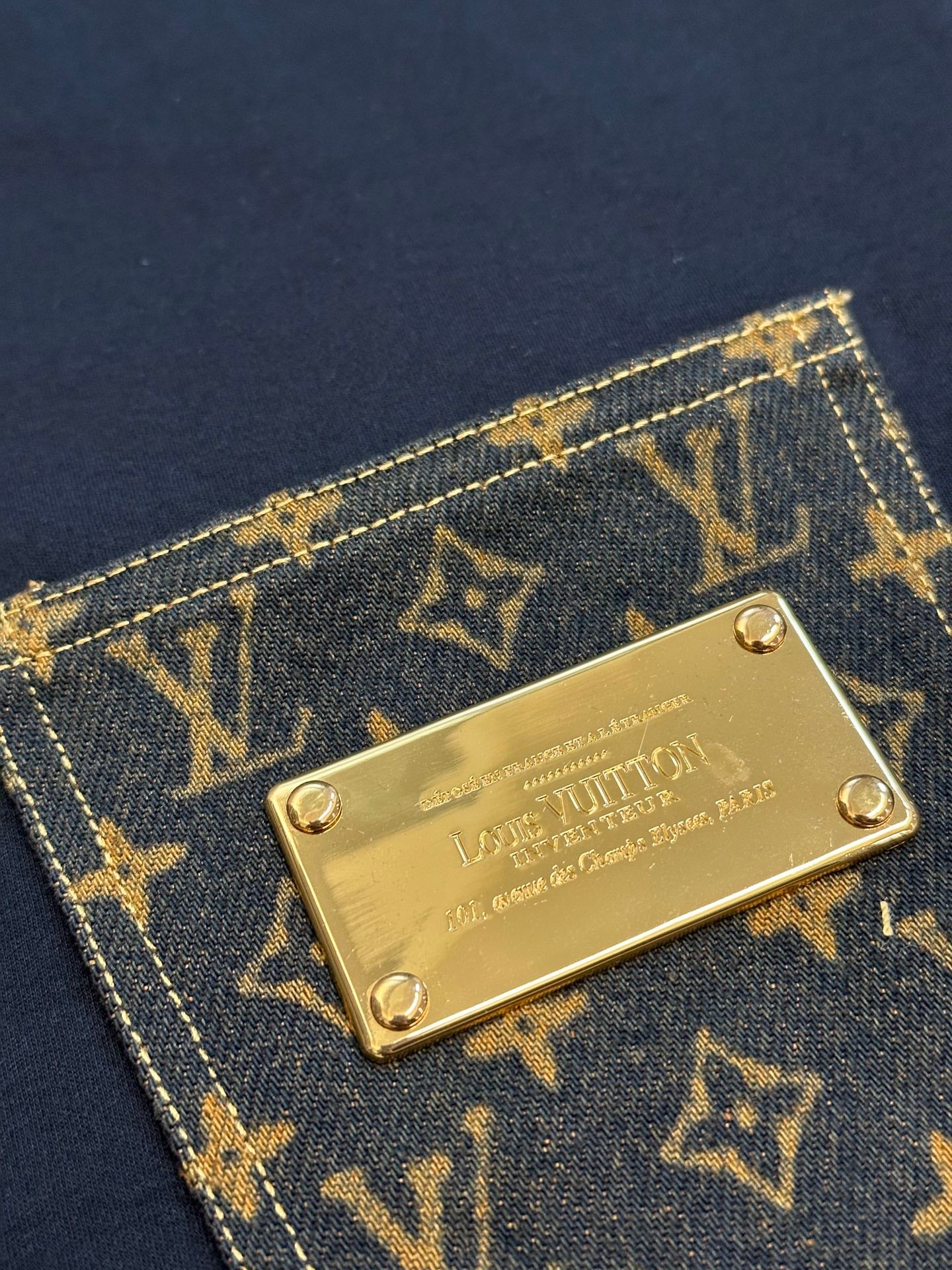 LuxluxHouse Best Quality Clothes T-shirt Louis Vuitton