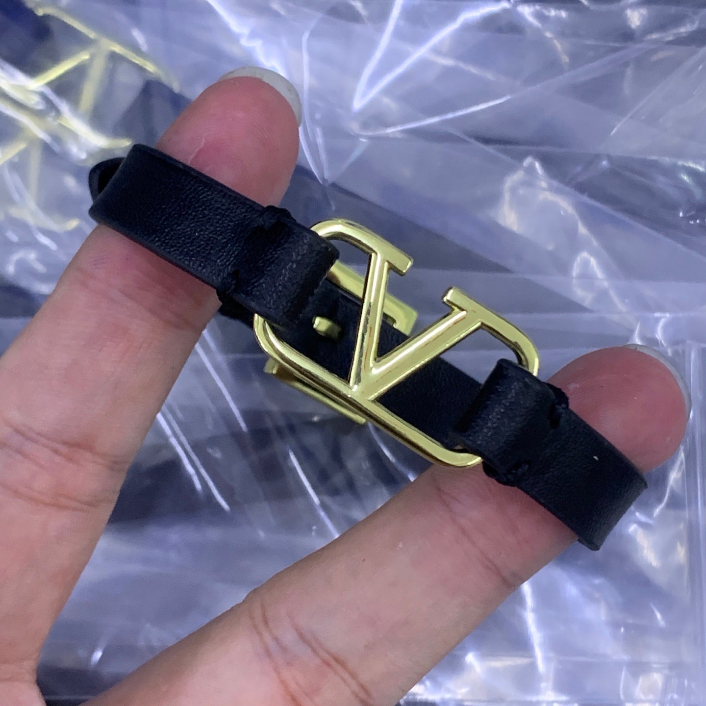 LuxluxHouse Low Price And High Quality Accessories Valentino