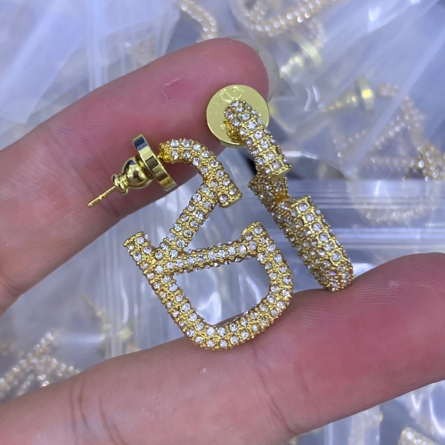 LuxluxHouse Low Price And High Quality Accessories Valentino