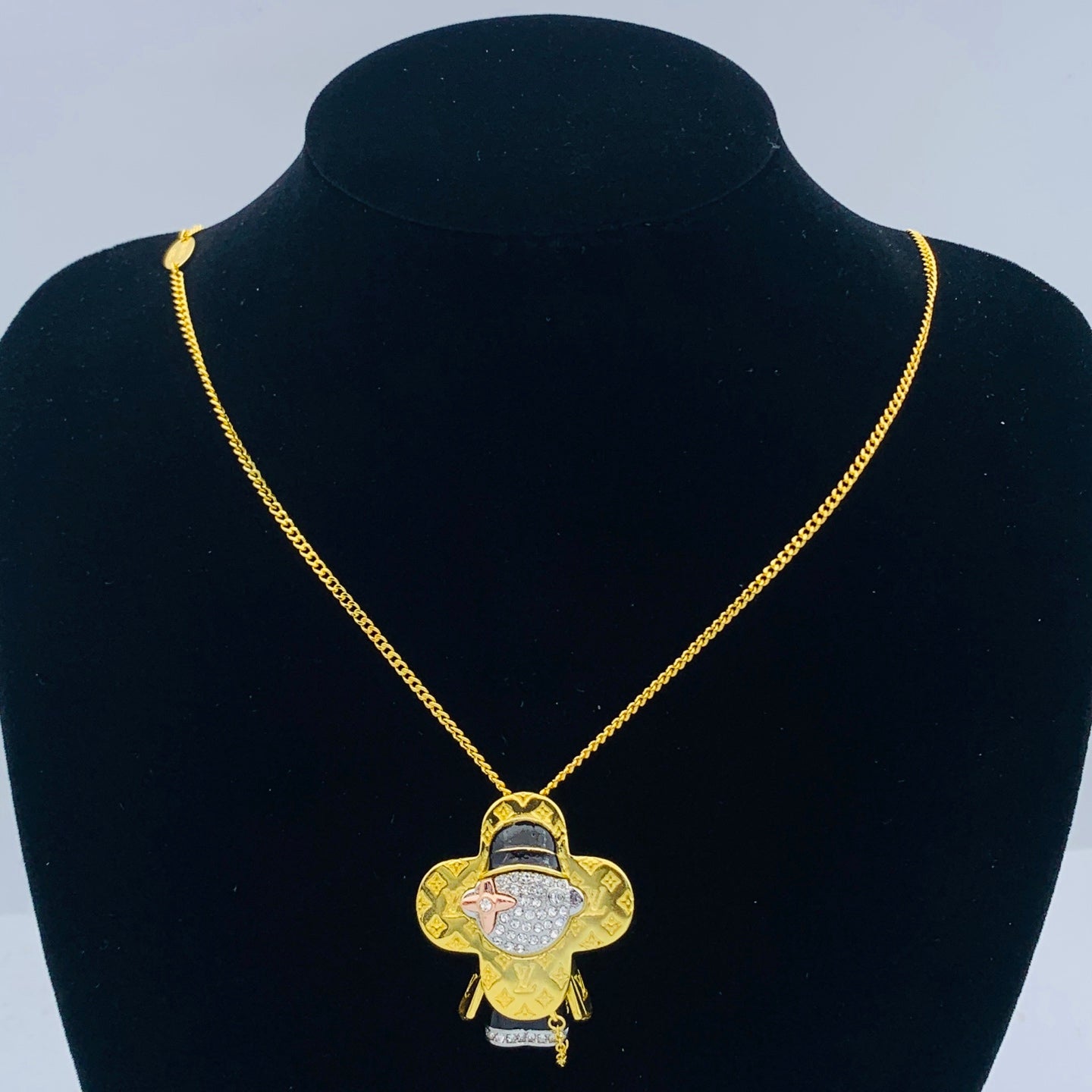LuxluxHouse Low Price And High Quality Accessories Louis Vuitton
