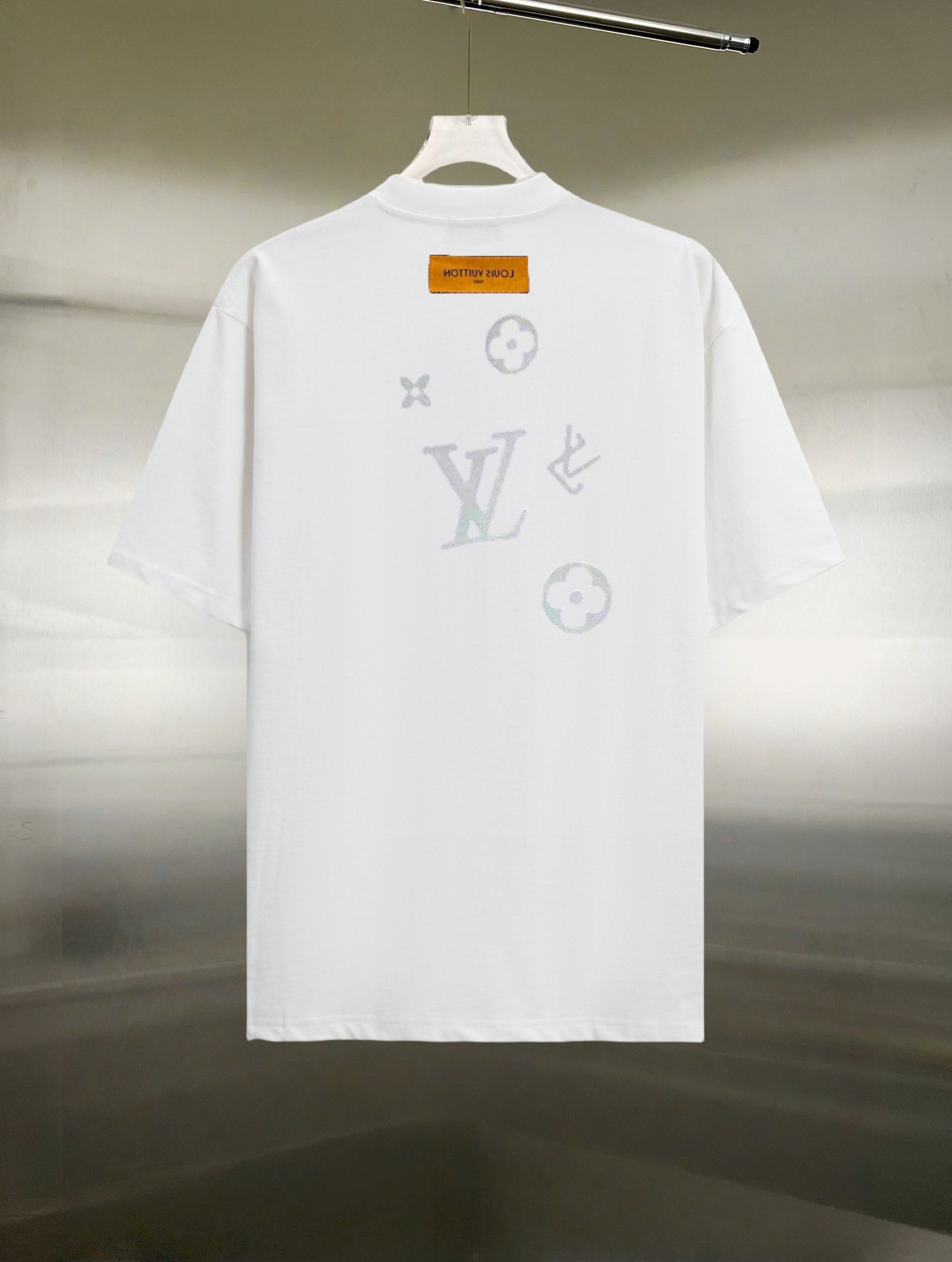 LuxluxHouse Best Quality Clothes T-shirt Louis Vuitton