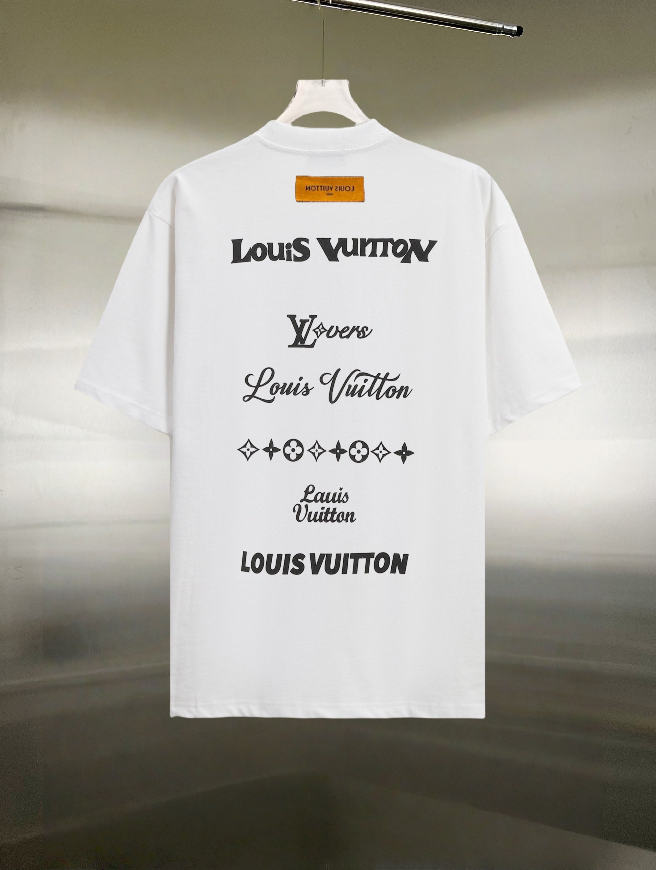 LuxluxHouse Best Quality Clothes T-shirt Louis Vuitton