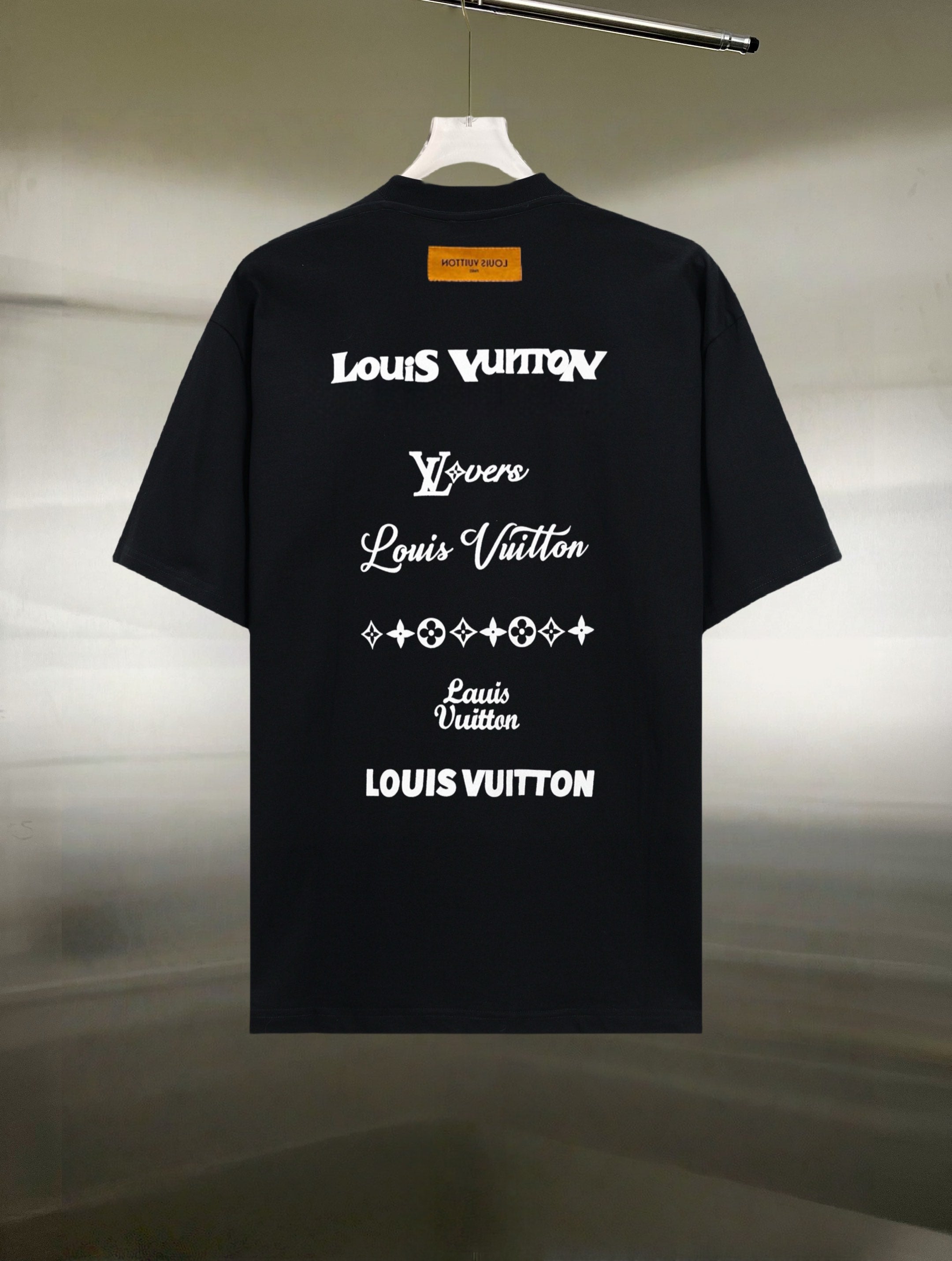LuxluxHouse Best Quality Clothes T-shirt Louis Vuitton