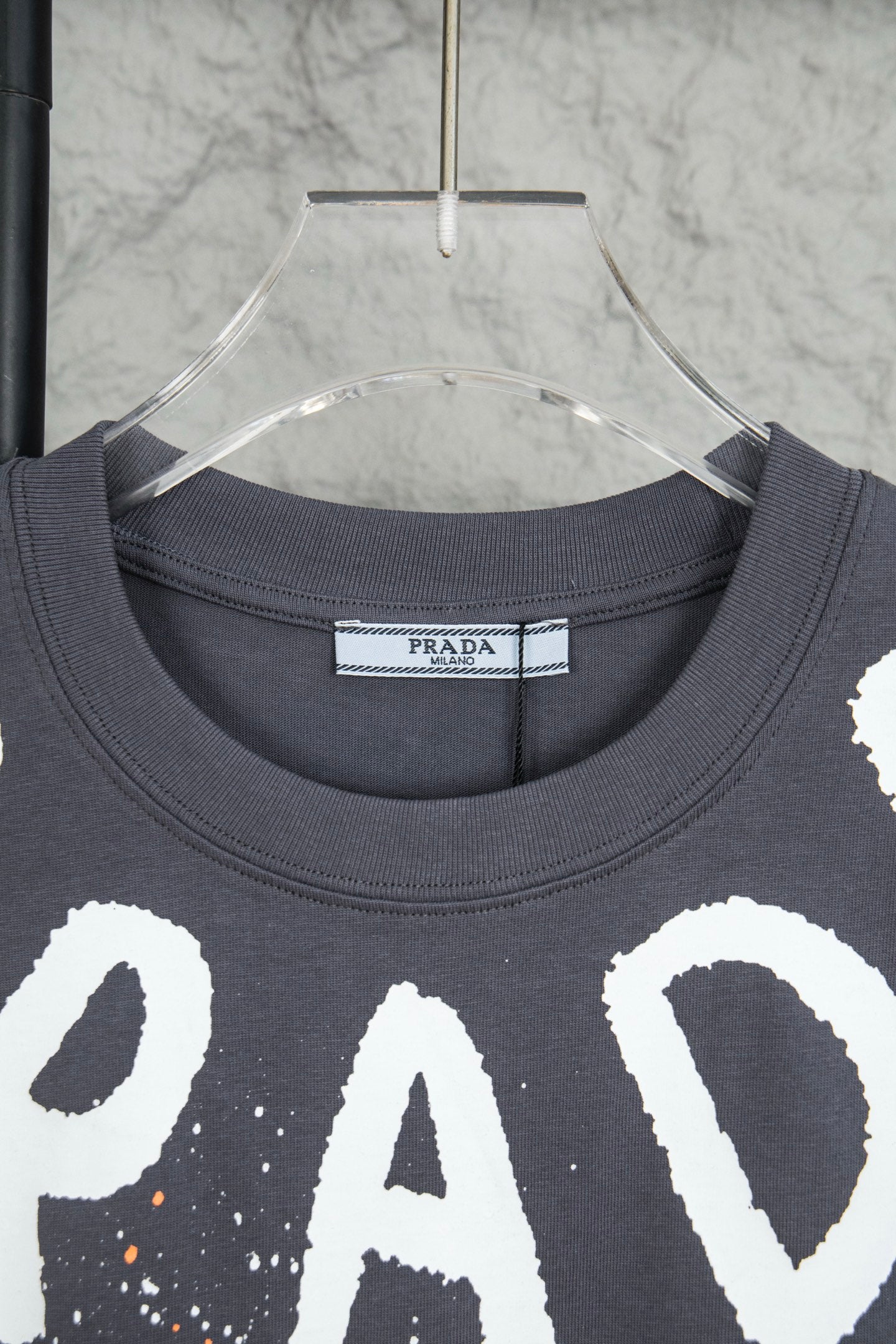 LuxluxHouse Best Quality Clothes T-shirt Prada