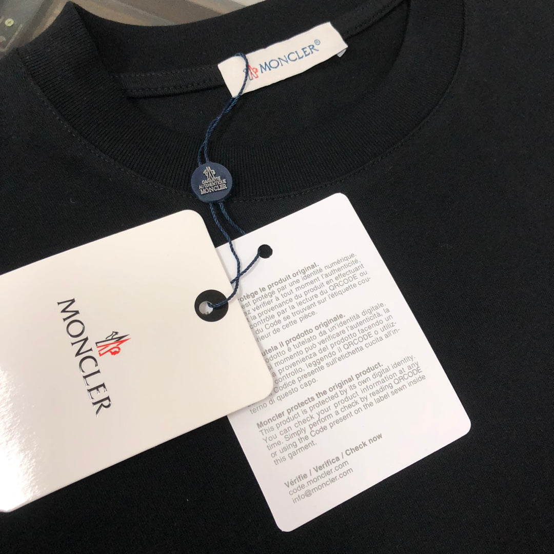 LuxluxHouse Best Quality Clothes T-shirt Moncler