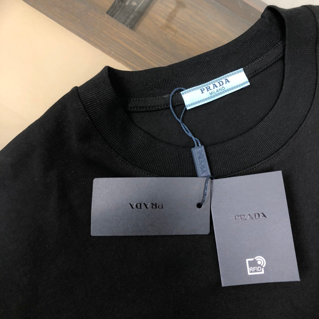 LuxluxHouse Best Quality Clothes T-shirt Prada