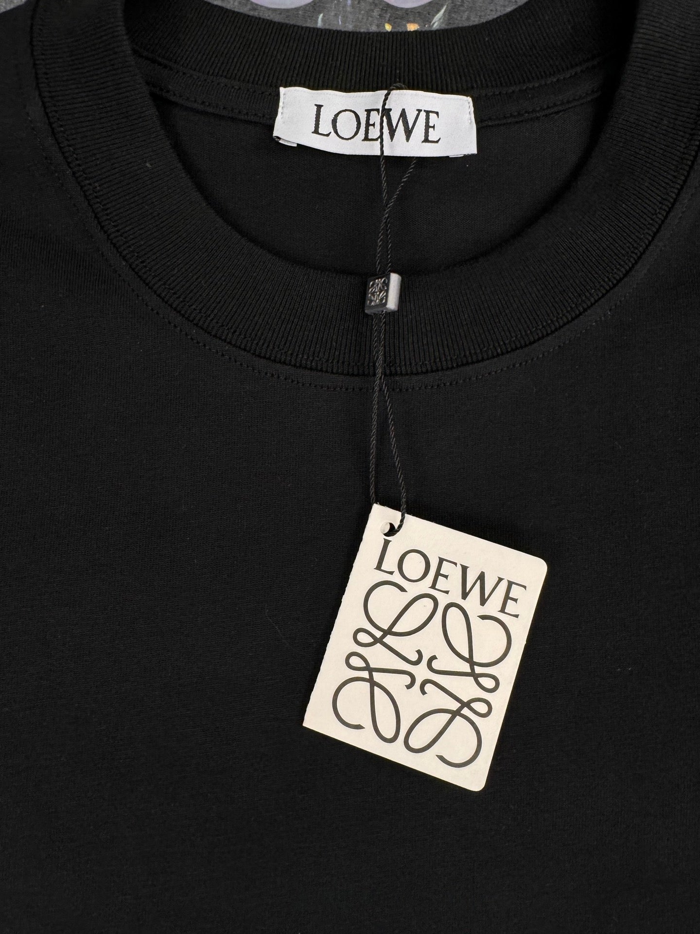 LuxluxHouse Best Quality Clothes T-shirt Loewe