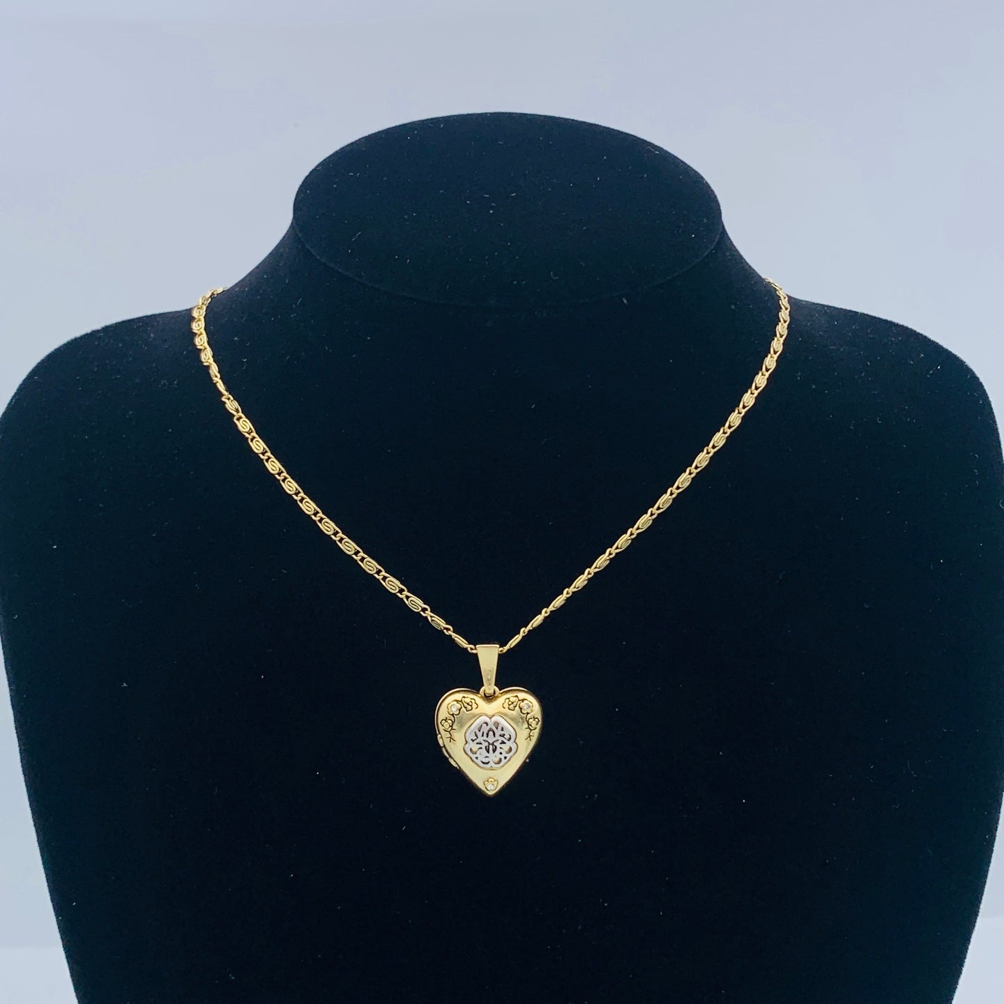 LuxluxHouse Low Price And High Quality Accessories Alexander McQueen