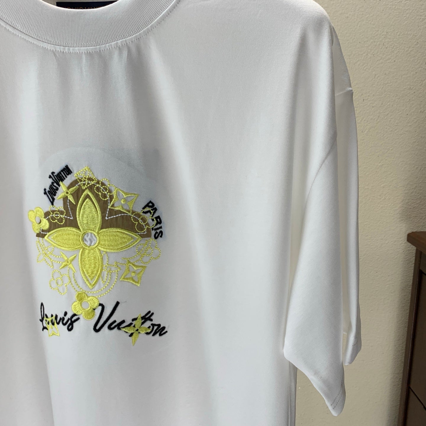 LuxluxHouse Best Quality Clothes T-shirt Louis Vuitton