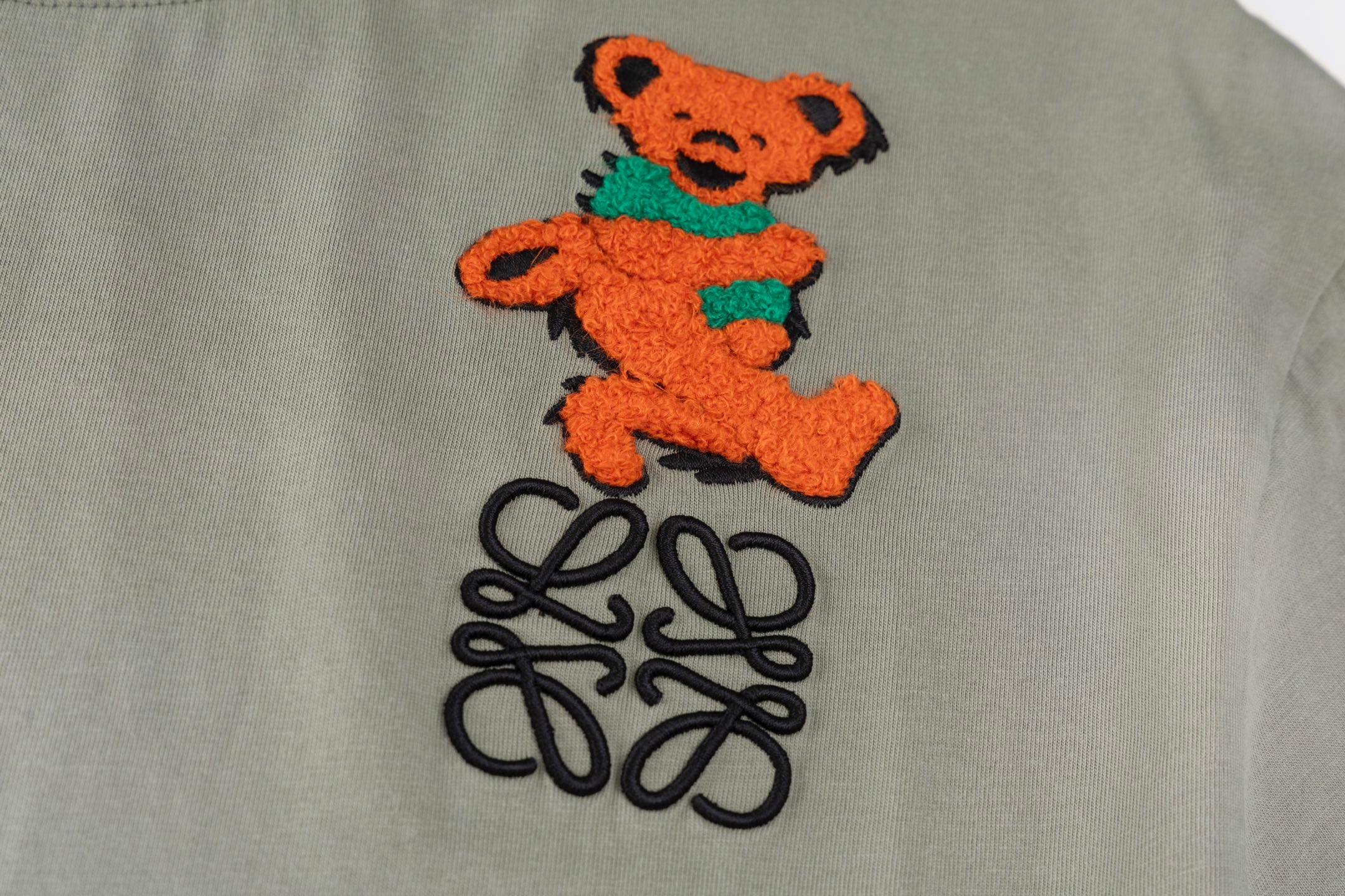 LuxluxHouse Best Quality Clothes T-shirt Loewe