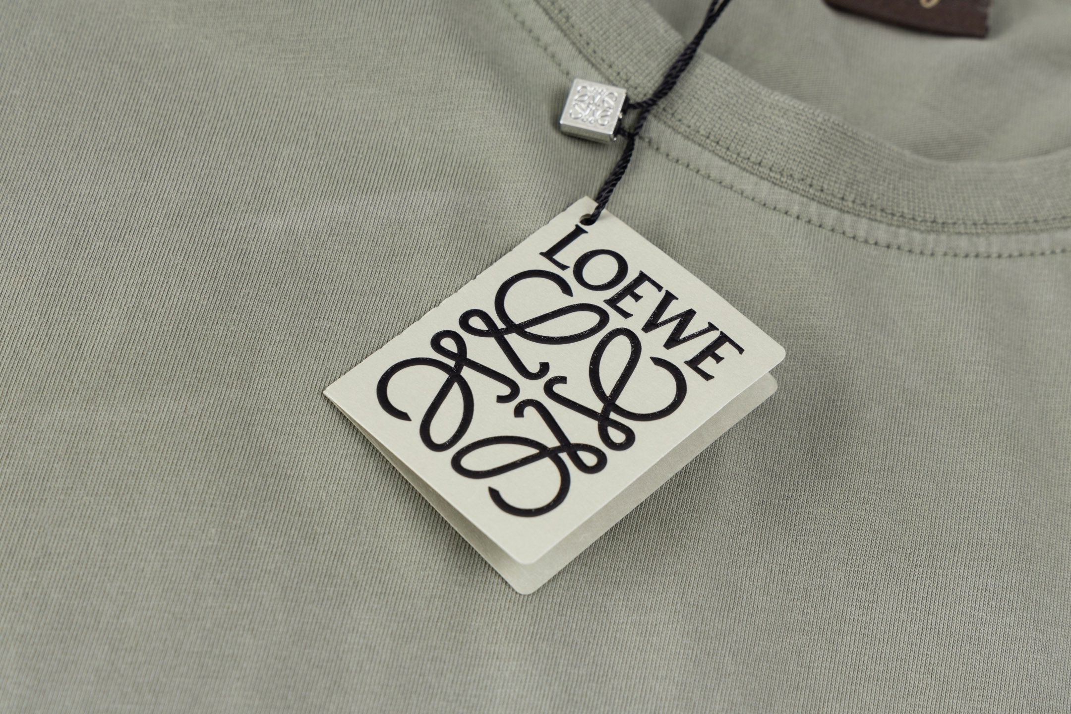 LuxluxHouse Best Quality Clothes T-shirt Loewe