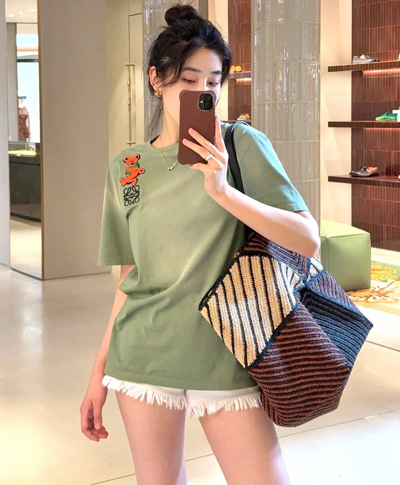 LuxluxHouse Best Quality Clothes T-shirt Loewe