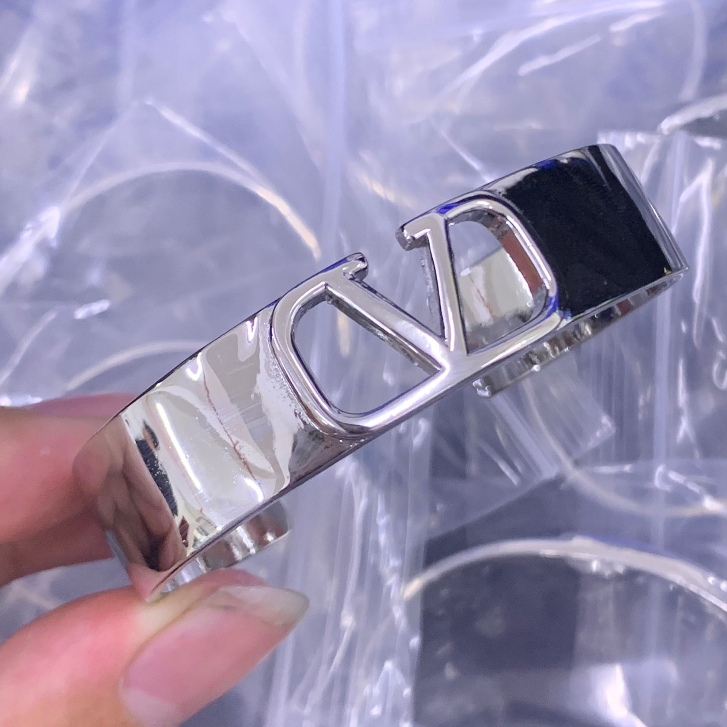 LuxluxHouse Low Price And High Quality Accessories Valentino