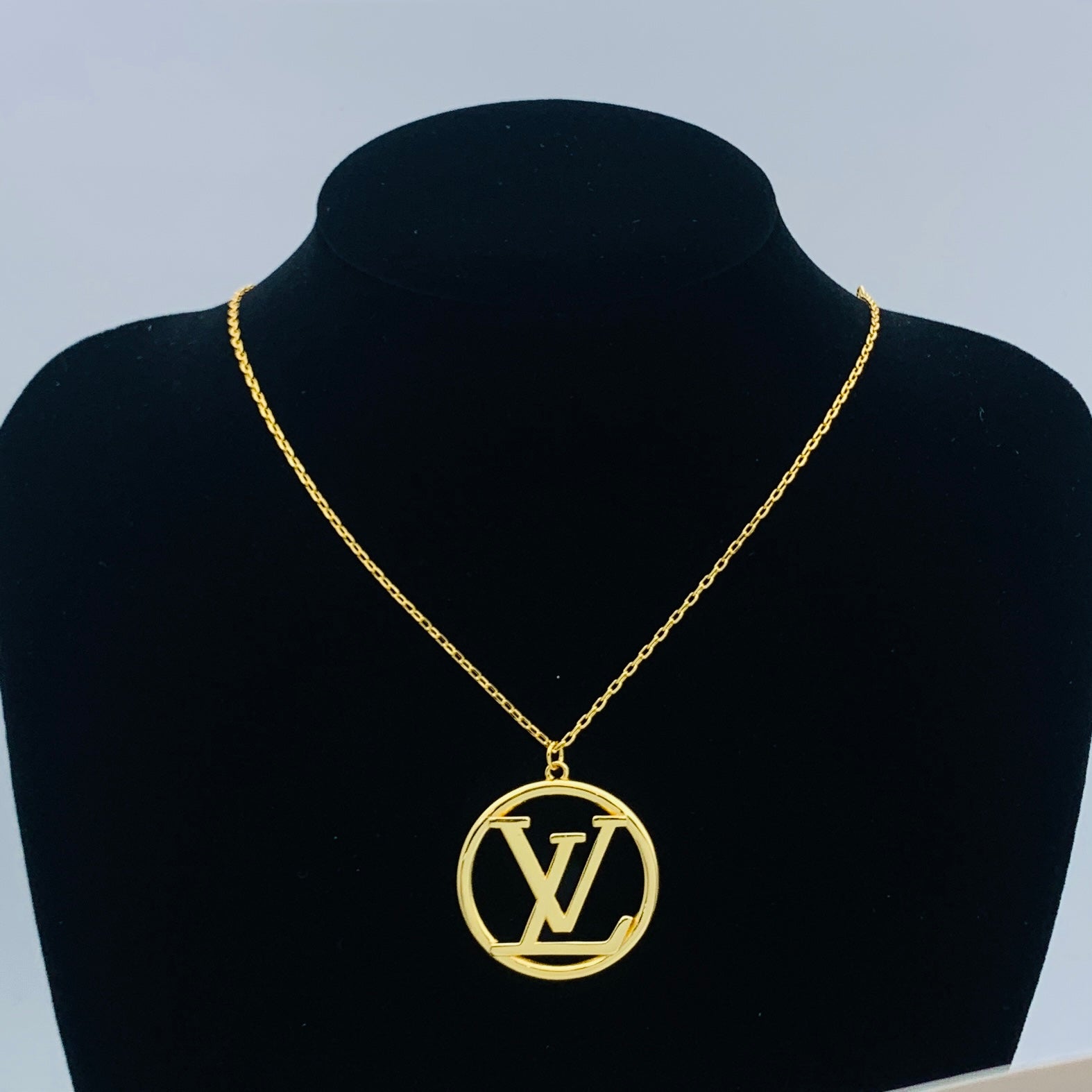 LuxluxHouse Low Price And High Quality Accessories Louis Vuitton