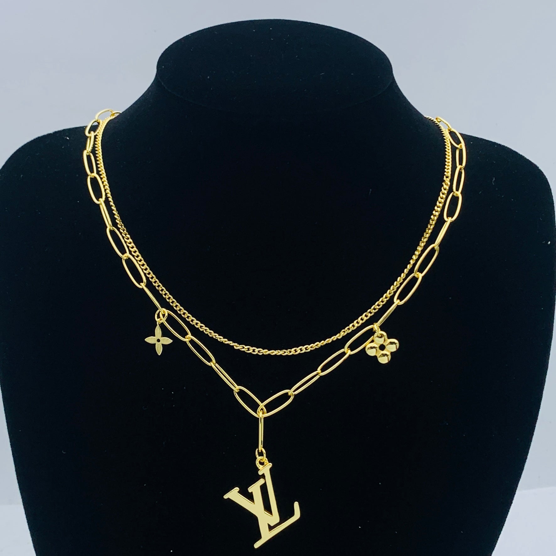 LuxluxHouse Low Price And High Quality Accessories Louis Vuitton