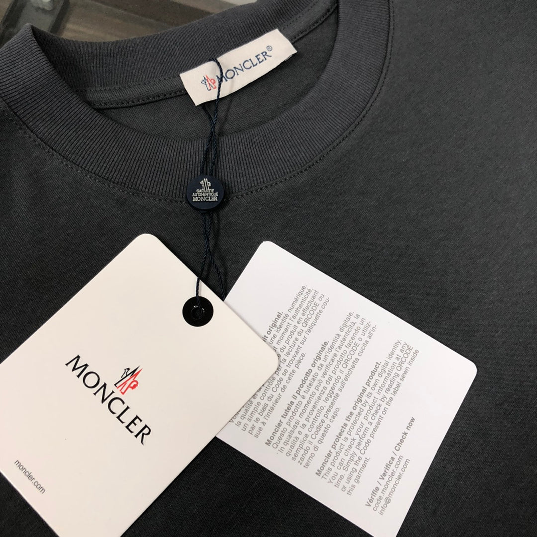 LuxluxHouse Best Quality Clothes T-shirt Moncler