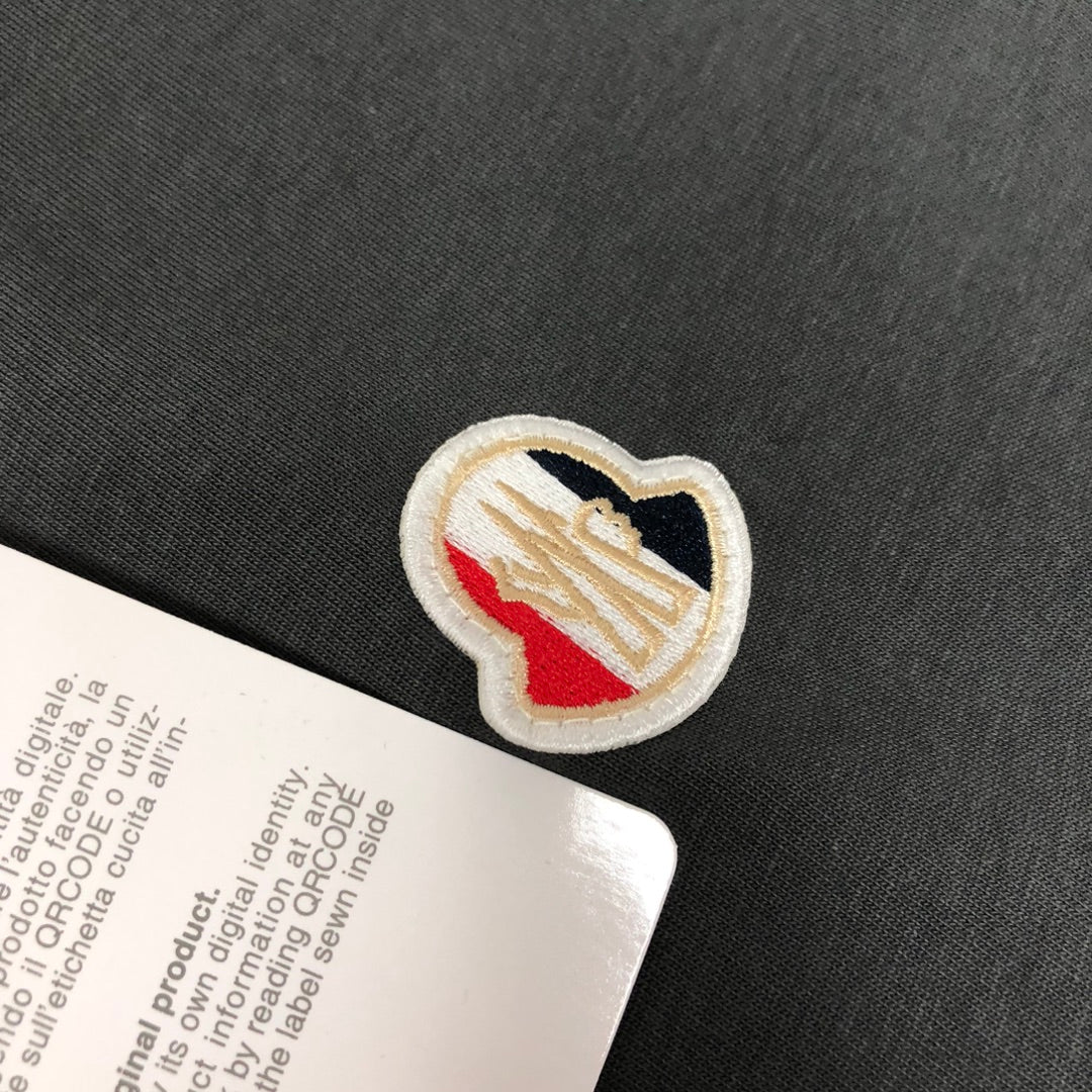 LuxluxHouse Best Quality Clothes T-shirt Moncler