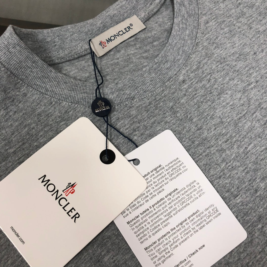 LuxluxHouse Best Quality Clothes T-shirt Moncler