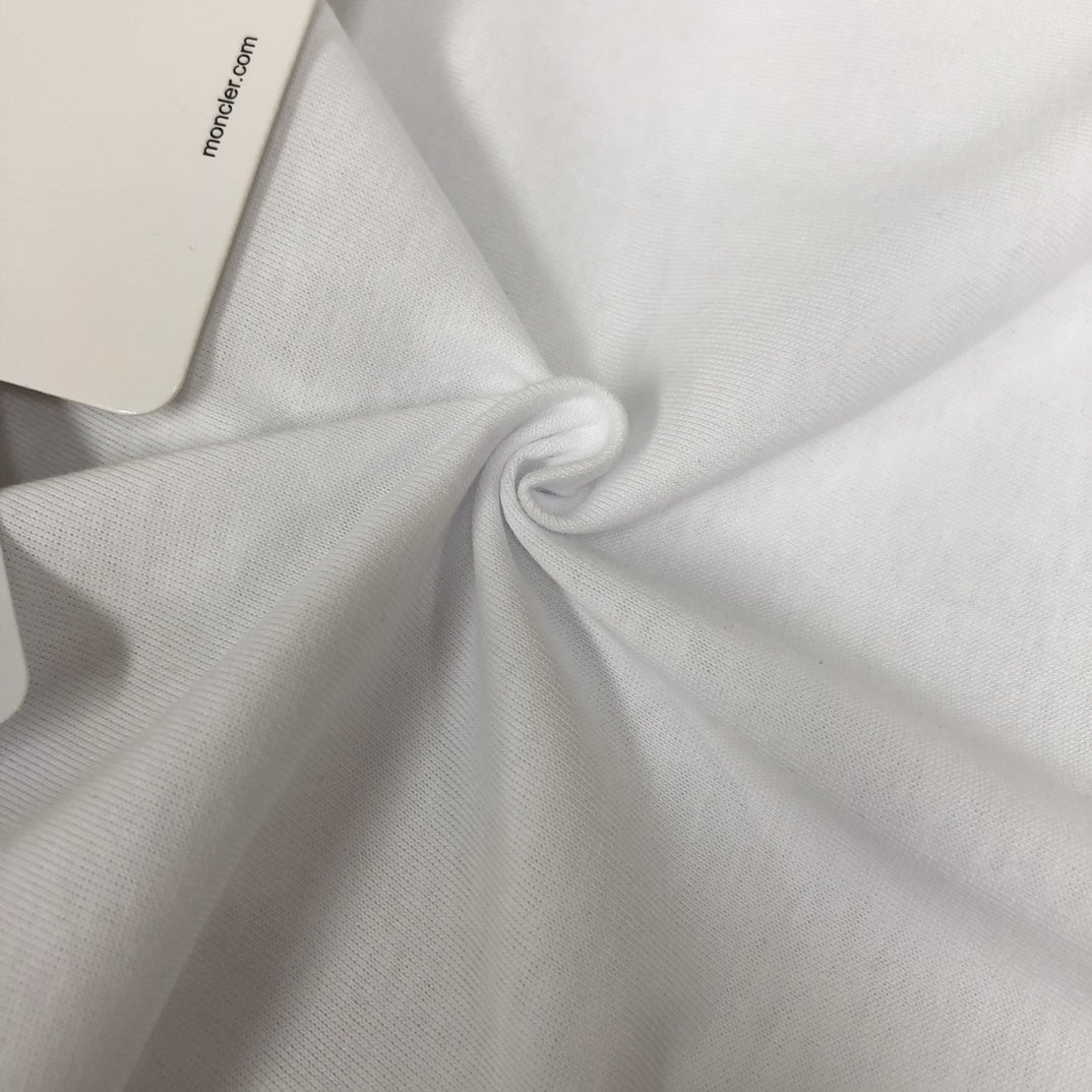 LuxluxHouse Best Quality Clothes T-shirt Moncler