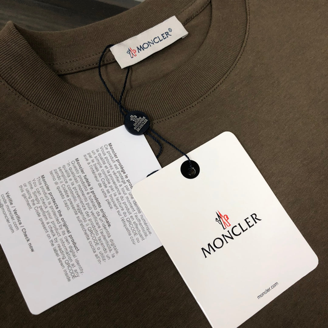 LuxluxHouse Best Quality Clothes T-shirt Moncler
