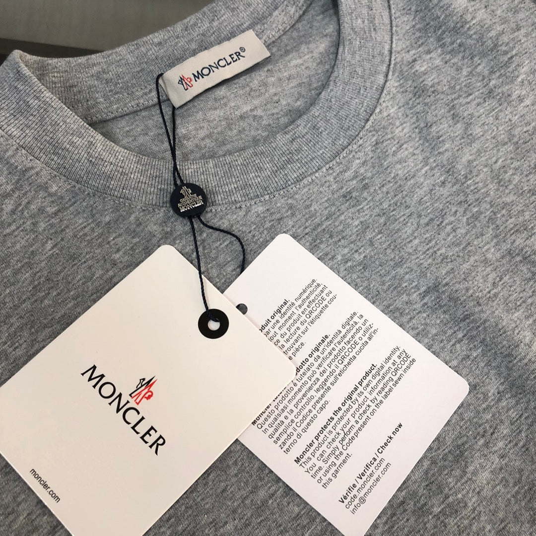 LuxluxHouse Best Quality Clothes T-shirt Moncler