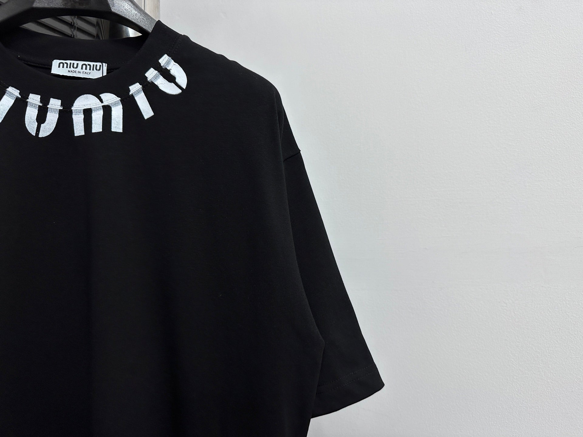 LuxluxHouse Best Quality Clothes Miu Miu T-shirt