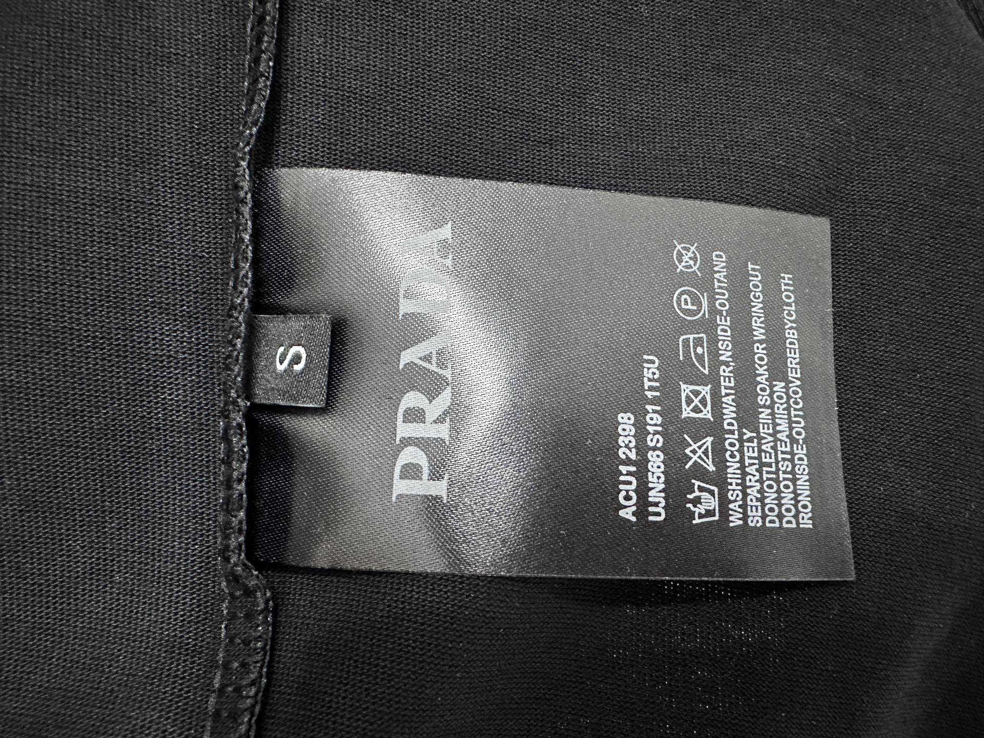 LuxluxHouse Best Quality Clothes T-shirt Prada