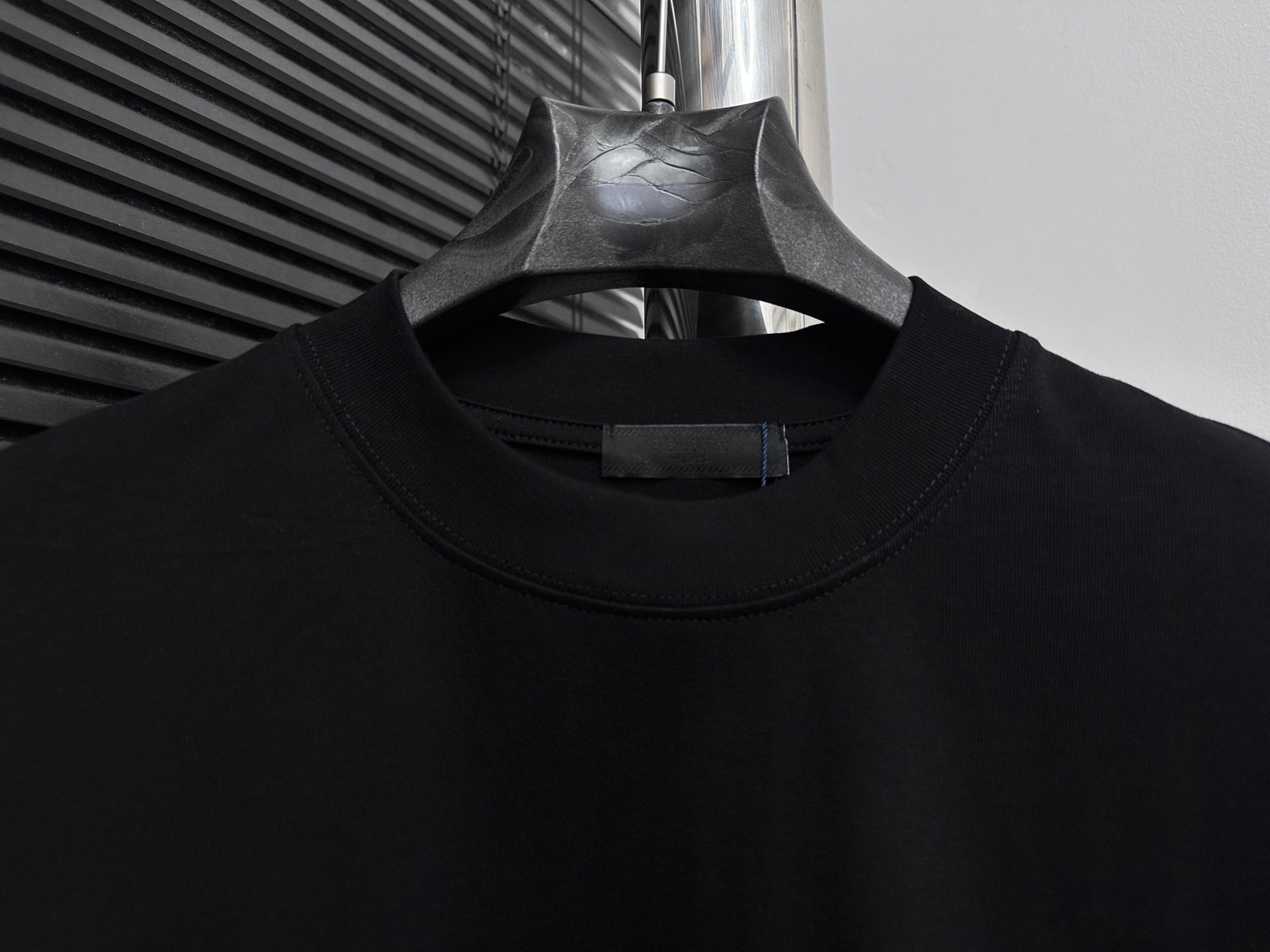 LuxluxHouse Best Quality Clothes T-shirt Prada