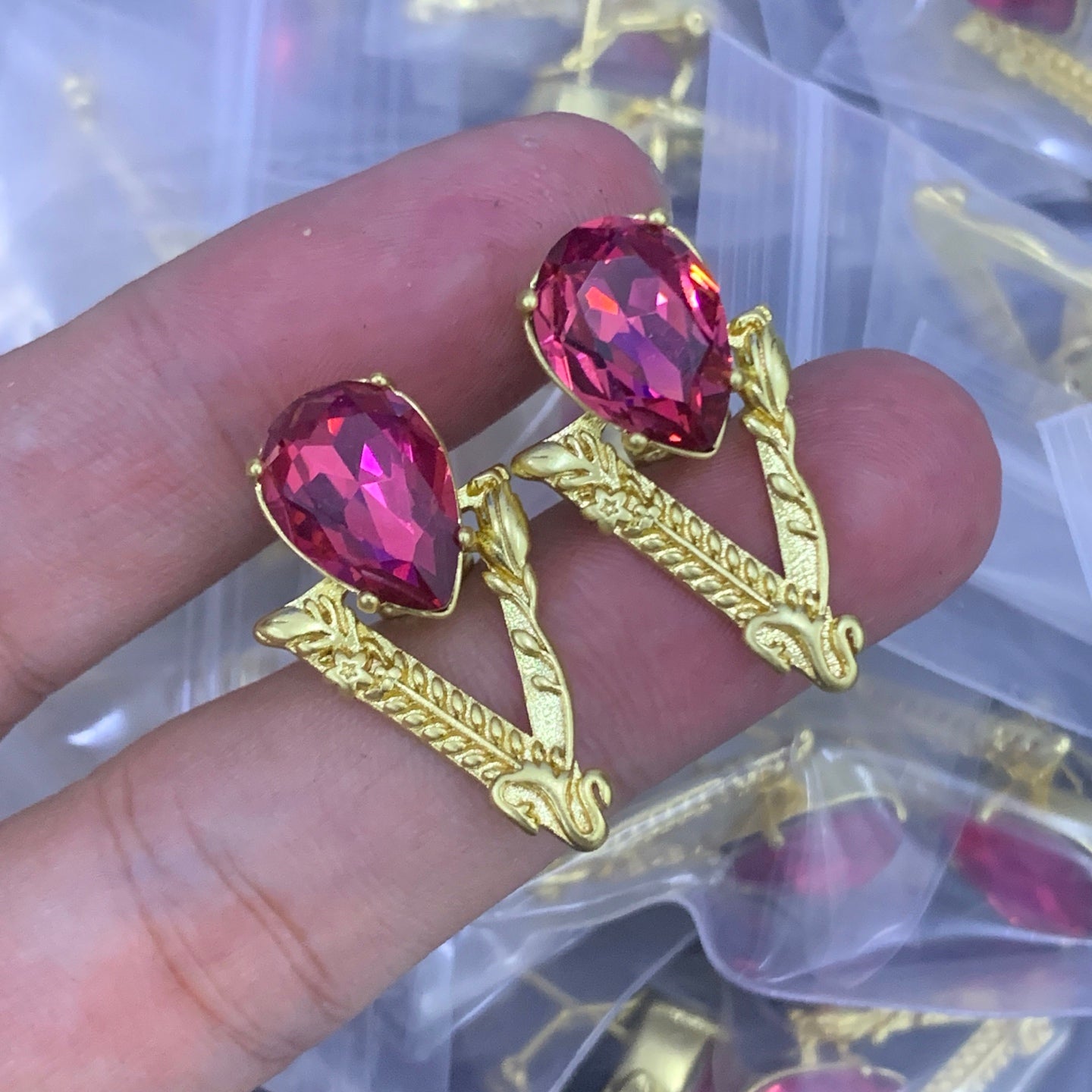 LuxluxHouse Low Price And High Quality Accessories Versace