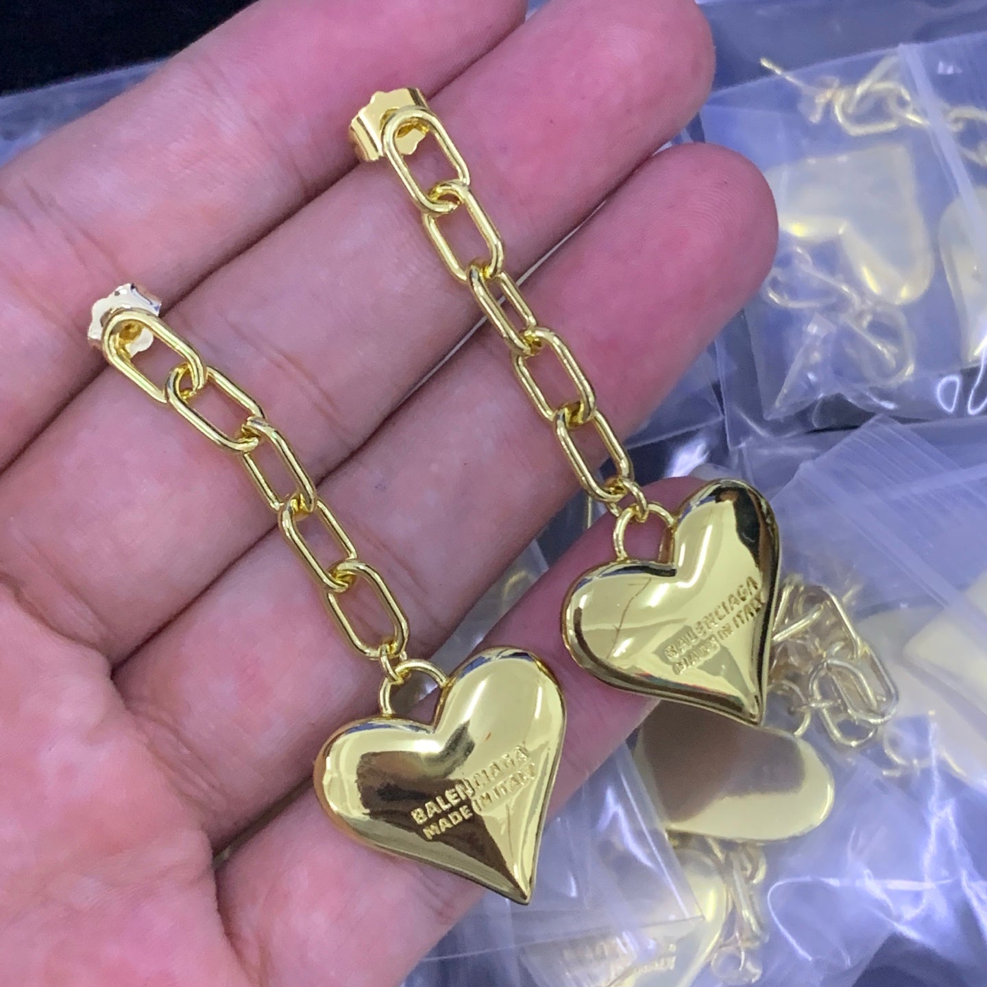 LuxluxHouse Low Price And High Quality Accessories Balenciaga