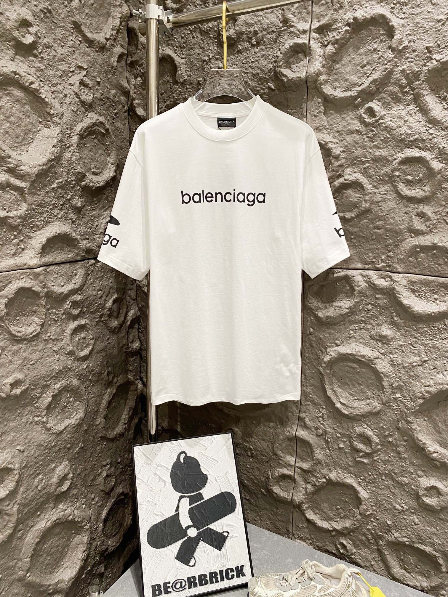 LuxluxHouse Best Quality Clothes Balenciaga T-shirt