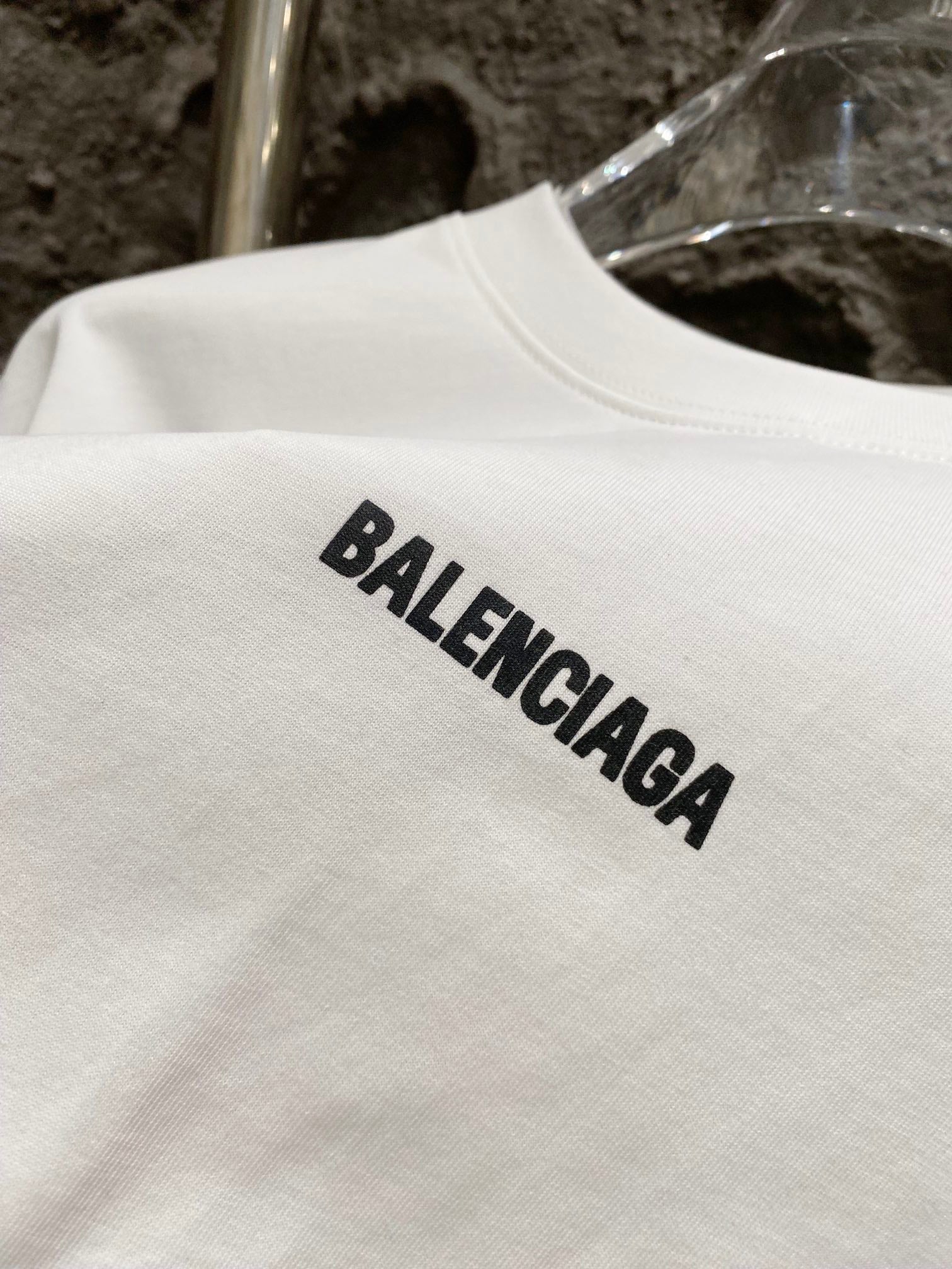 LuxluxHouse Best Quality Clothes Balenciaga T-shirt